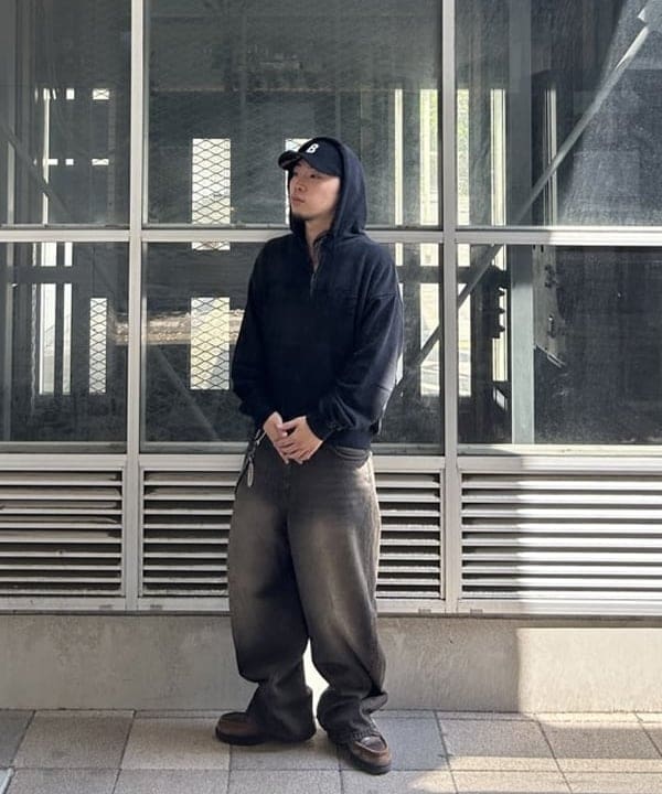 BEAMS HEARTのヴィンテージライク フルジップ パーカーを使ったコーディネートを紹介します。｜Rakuten Fashion(楽天ファッション／旧楽天ブランドアベニュー)6141705