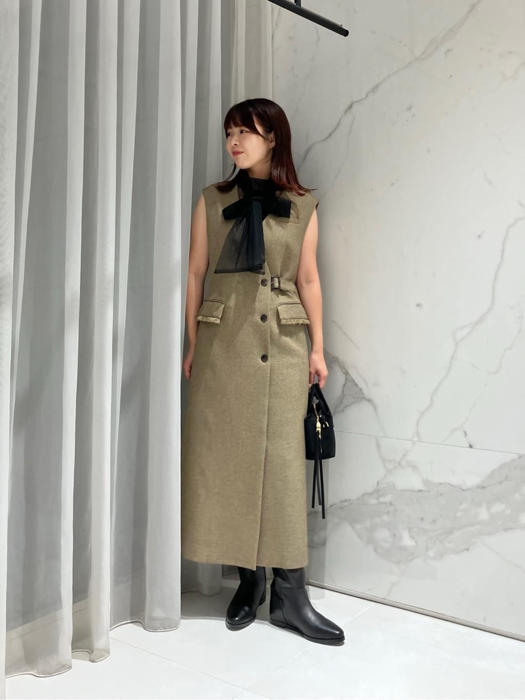 allurevilleのシアーチュールボウプルオーバーを使ったコーディネートを紹介します。｜Rakuten Fashion(楽天ファッション／旧楽天ブランドアベニュー)6143042