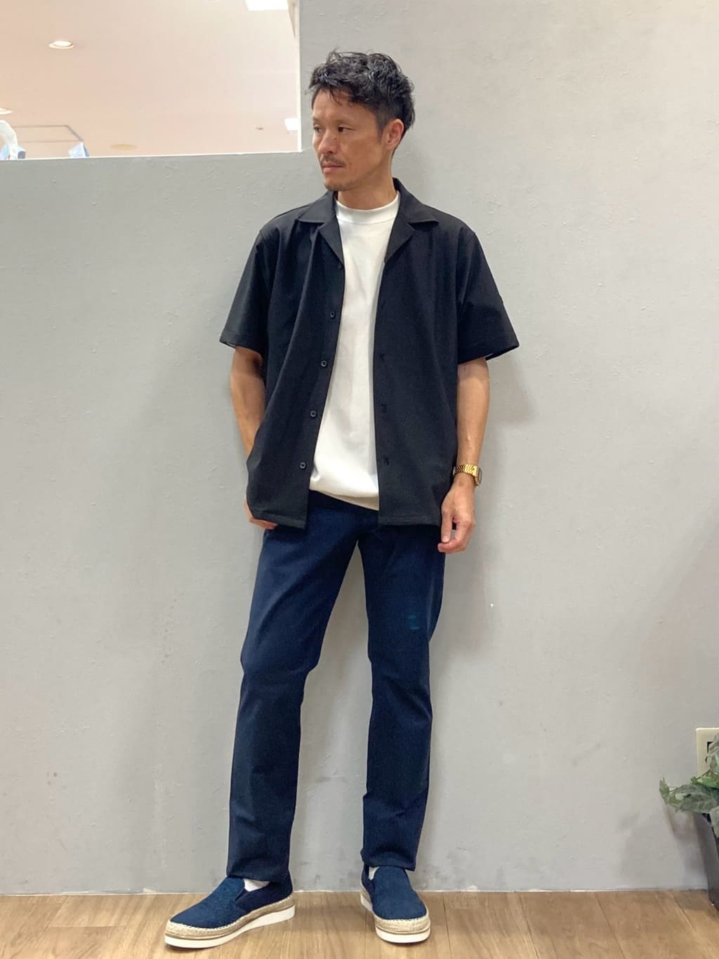 TAKEO KIKUCHIの【COOL CITY WEAR】エアートール オープンカラーシャツ /接触冷感・通気性を使ったコーディネートを紹介します。｜Rakuten Fashion(楽天ファッション／旧楽天ブランドアベニュー)6143768