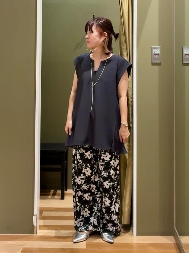 Green Parksのイージーケア柄パンツを使ったコーディネートを紹介します。｜Rakuten Fashion(楽天ファッション／旧楽天ブランドアベニュー)6146944