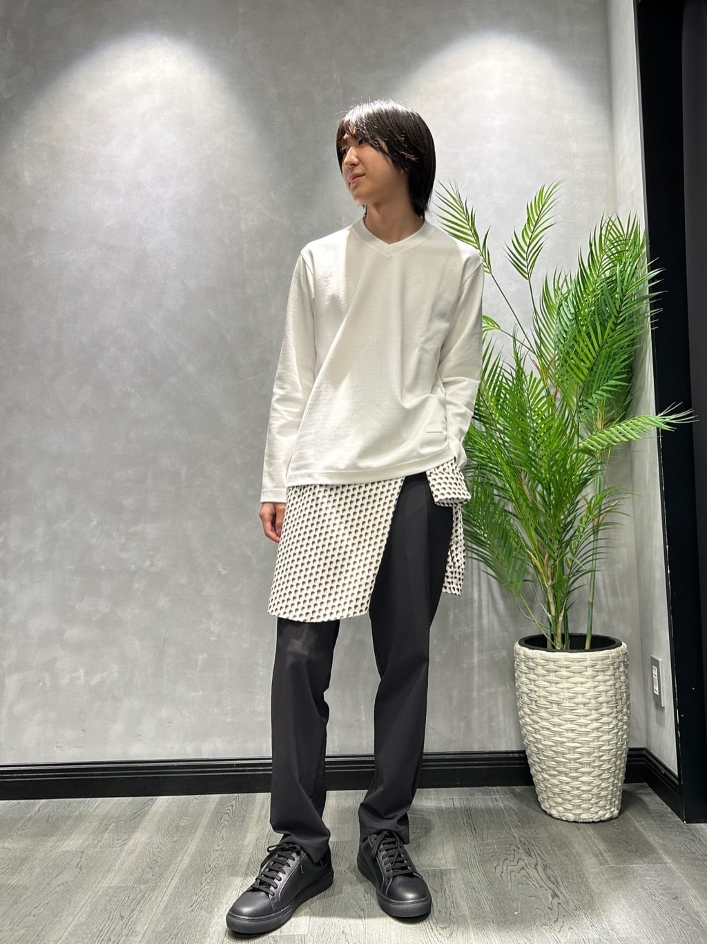 TAKEO KIKUCHIのボーラーハット柄 長袖シャツを使ったコーディネートを紹介します。｜Rakuten Fashion(楽天ファッション／旧楽天ブランドアベニュー)6148113