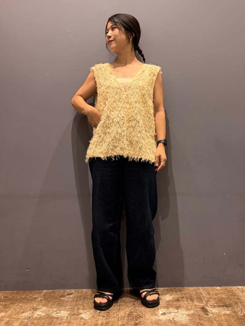 AMERICAN HOLICの【前後2WAY】フリンジベストを使ったコーディネートを紹介します。｜Rakuten Fashion(楽天ファッション／旧楽天ブランドアベニュー)6151726