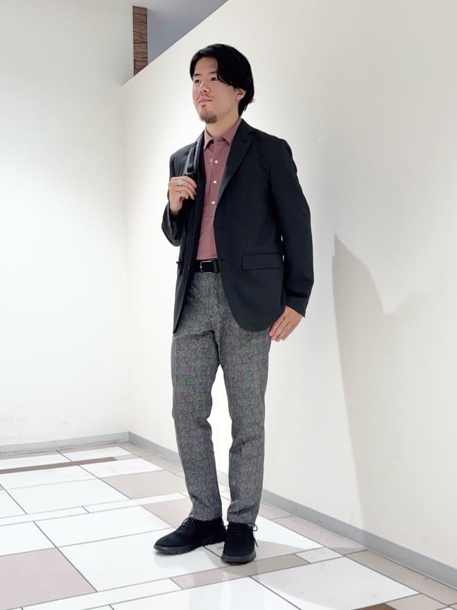 TAKEO KIKUCHIの【ONOFF/セットアップ対応】メランジ シャークスキン ストレッチジャケットを使ったコーディネートを紹介します。｜Rakuten Fashion(楽天ファッション／旧楽天ブランドアベニュー)6152619