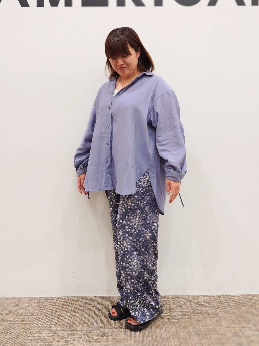 AMERICAN HOLICのシアーバックギャザーリボンシャツを使ったコーディネートを紹介します。｜Rakuten Fashion(楽天ファッション／旧楽天ブランドアベニュー)6153480
