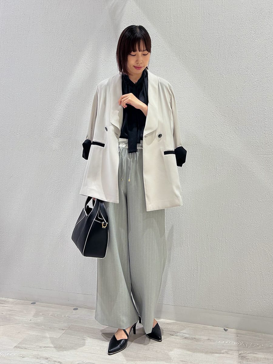 Vinのサテン×カットソーボウタイブラウスを使ったコーディネートを紹介します。｜Rakuten Fashion(楽天ファッション／旧楽天ブランドアベニュー)6153913