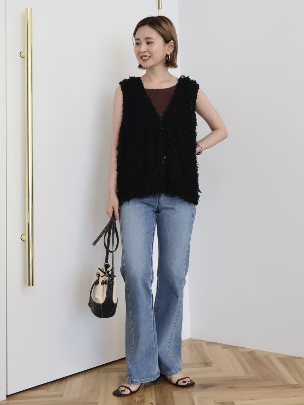 AMERICAN HOLICの【前後2WAY】フリンジベストを使ったコーディネートを紹介します。｜Rakuten Fashion(楽天ファッション／旧楽天ブランドアベニュー)6153748