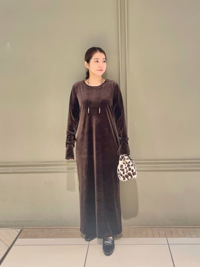 UNITED ARROWS green label relaxingのベロア ワンピースを使った