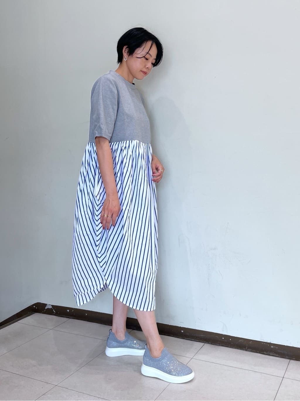 STACCATOのグリッターストーンスカッタースリッポンを使ったコーディネートを紹介します。｜Rakuten Fashion(楽天ファッション／旧楽天ブランドアベニュー)6157663