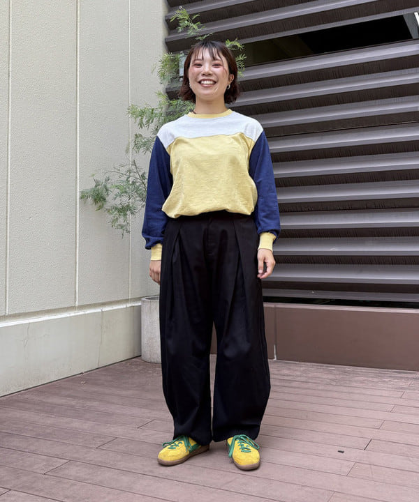 BEAMS HEARTのかさね タック パンツを使ったコーディネートを紹介します。｜Rakuten Fashion(楽天ファッション／旧楽天ブランドアベニュー)6159997