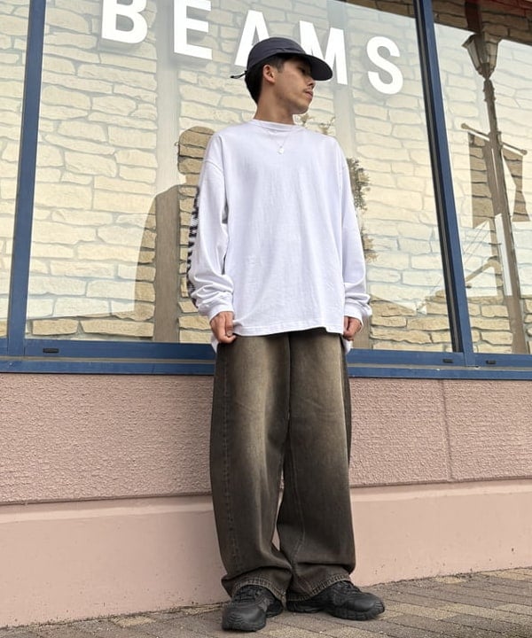 BEAMS HEARTのブラスト カーブ バギーデニムを使ったコーディネートを紹介します。｜Rakuten Fashion(楽天ファッション／旧楽天ブランドアベニュー)6160129