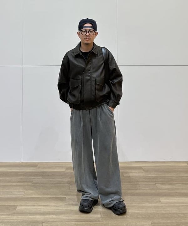 BEAMS HEARTのBEAMS HEART｜クラシック フェイクレザー ブルゾン｜メンズ アウター ジャケット｜合成皮革 リラックスフィット ヴィンテージ風｜秋冬を使ったコーディネートを紹介します。｜Rakuten Fashion(楽天ファッション／旧楽天ブランドアベニュー)6160282