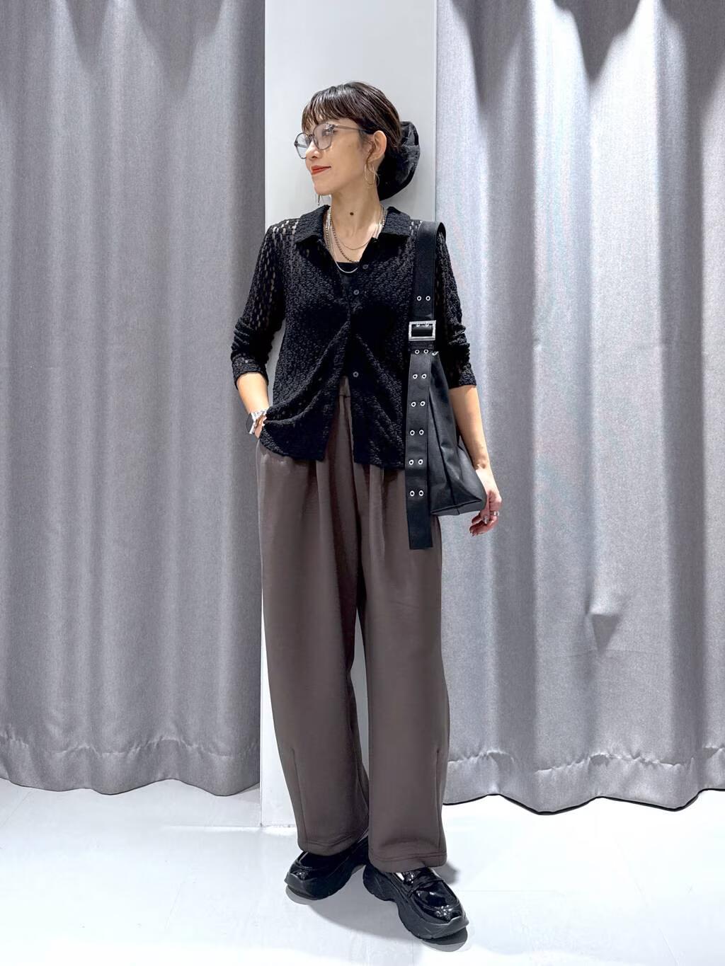 LAKOLEのカットレースシャツカーディガンを使ったコーディネートを紹介します。｜Rakuten Fashion(楽天ファッション／旧楽天ブランドアベニュー)6161507