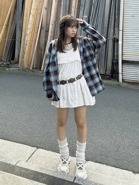 AS KNOW AS plusの☆ダブルポケット チェックビッグシャツを使ったコーディネートを紹介します。｜Rakuten Fashion(楽天ファッション／旧楽天ブランドアベニュー)6161590