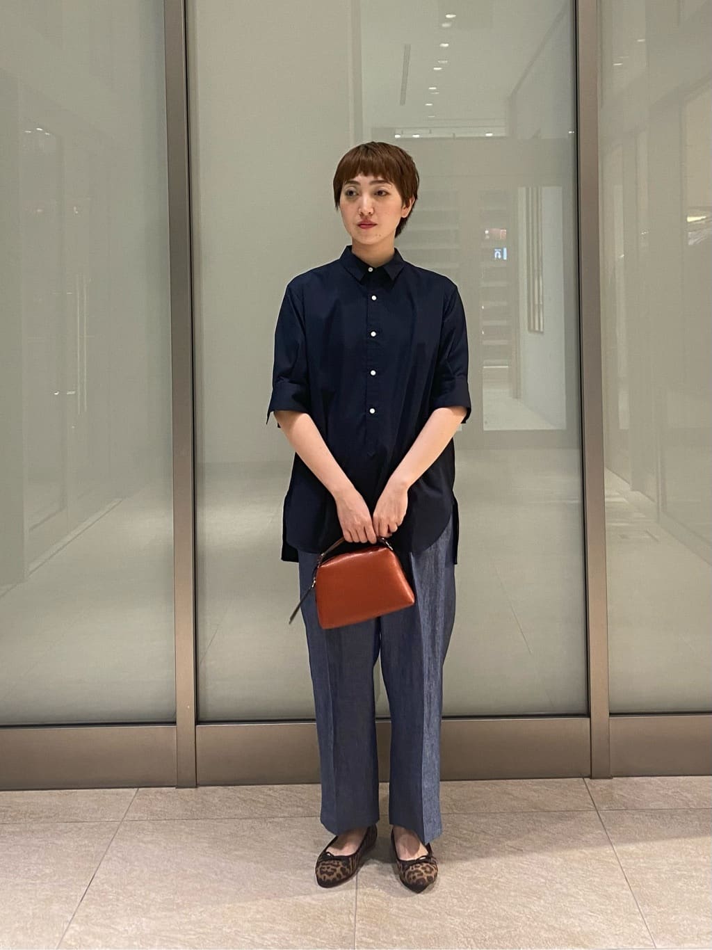 ＜conte＞レギュラーカラーショートスリーブシャツ　ホワイト　サイズフリー 楽天市場】＜conte＞レギュラーカラー ショートスリーブシャツ conte