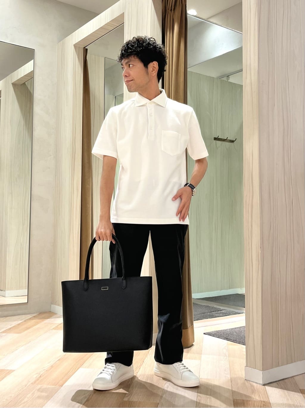 TAKEO KIKUCHIの【Made in JAPAN】播州織 ストレッチ パンツを使ったコーディネートを紹介します。｜Rakuten Fashion(楽天ファッション／旧楽天ブランドアベニュー)6166673