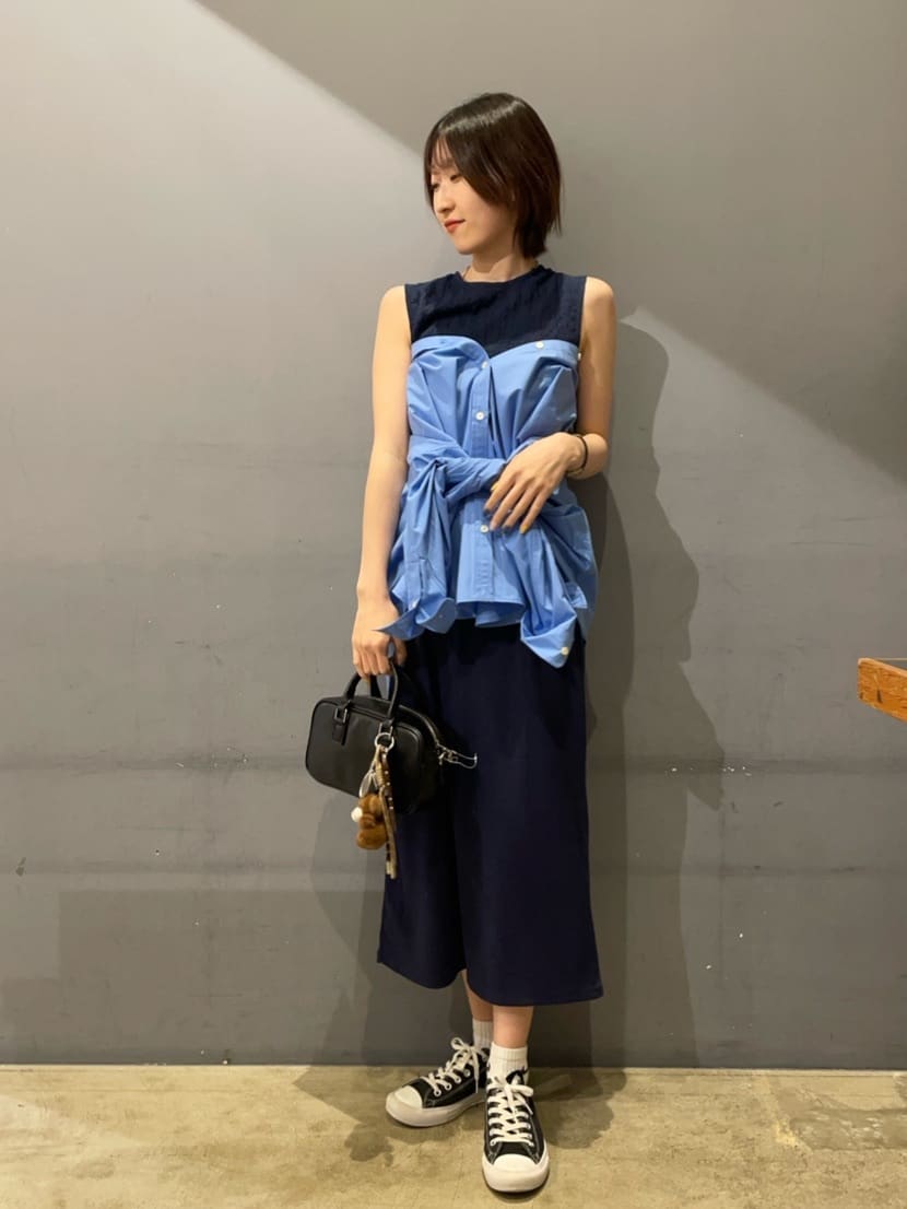 AMERICAN HOLICのイージーケアブロードシャツを使ったコーディネートを紹介します。｜Rakuten Fashion(楽天ファッション／旧楽天ブランドアベニュー)6169111