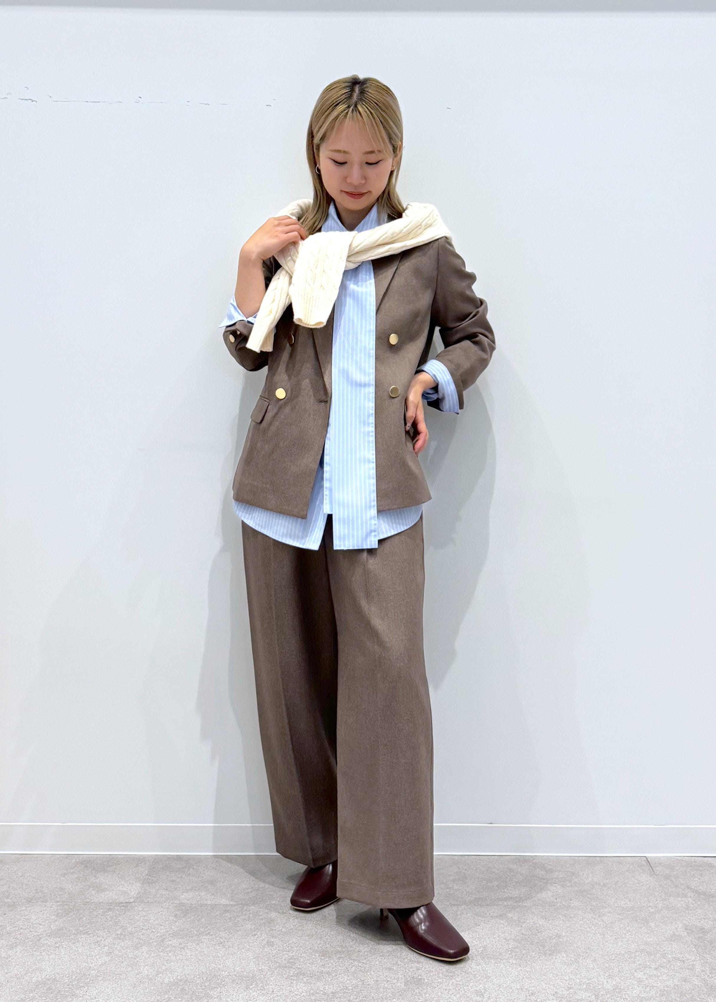 ROPE' PICNICの【低身長・小柄さんサイズ】レディハンサムシリーズ ウールライク金ボタンジャケット(半裏地)を使ったコーディネートを紹介します。｜Rakuten Fashion(楽天ファッション／旧楽天ブランドアベニュー)6197473