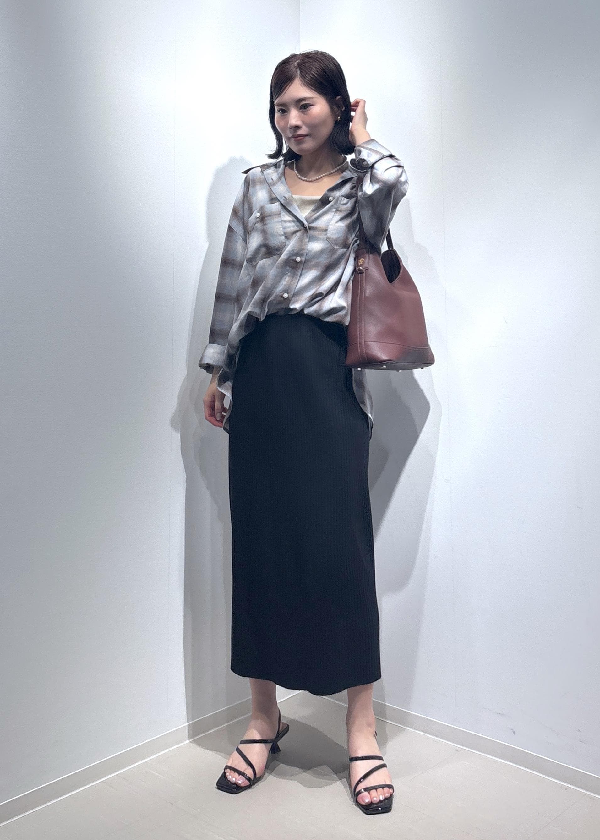 ROPE' PICNICのトタンテレコ Iラインリブニットスカートを使ったコーディネートを紹介します。｜Rakuten Fashion(楽天ファッション／旧楽天ブランドアベニュー)6197478