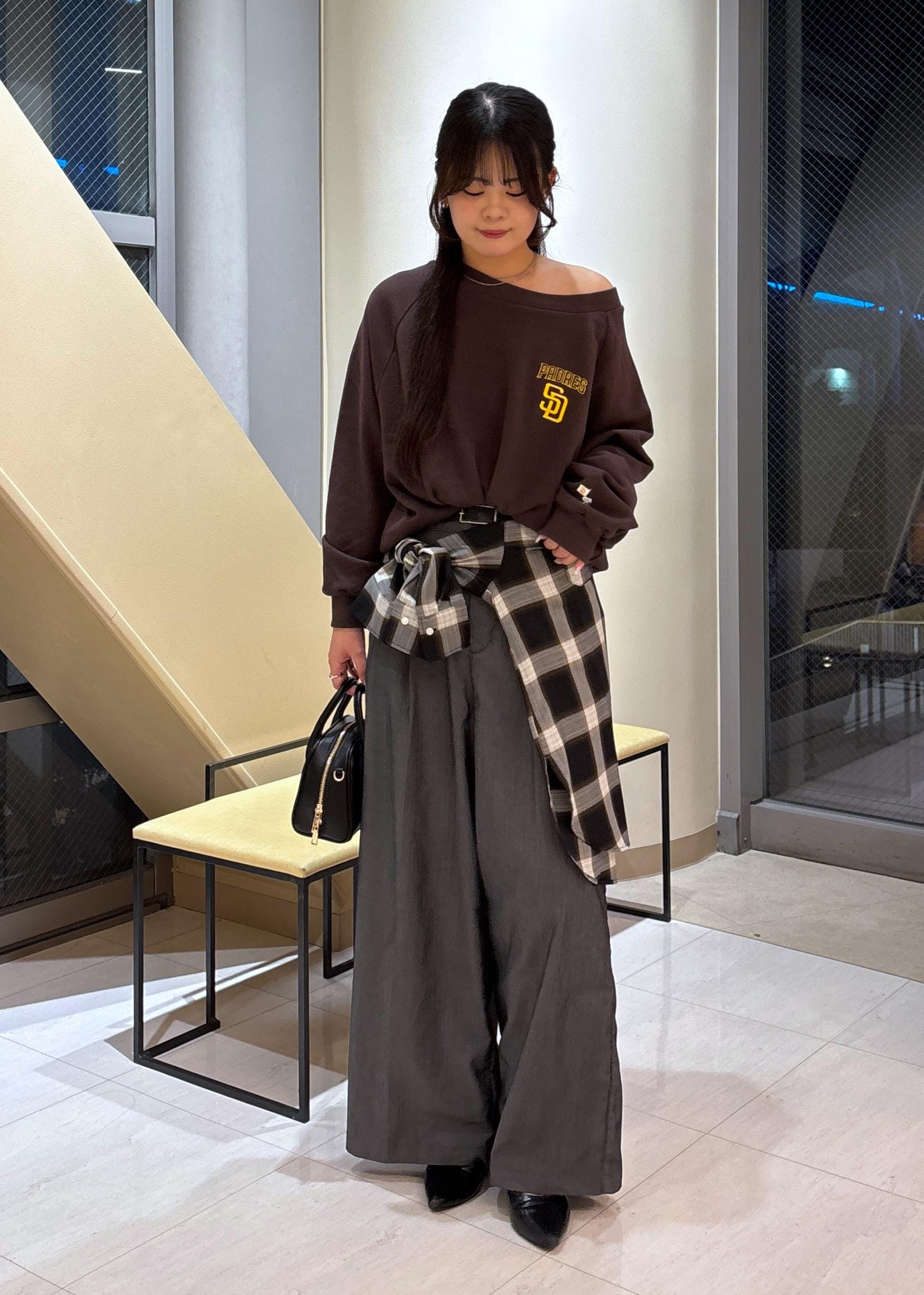 ROPE' PICNICの【PEANUTS*MLB COLLECTION by ROPE' PICNIC】オフショルスウェットを使ったコーディネートを紹介します。｜Rakuten Fashion(楽天ファッション／旧楽天ブランドアベニュー)6197456