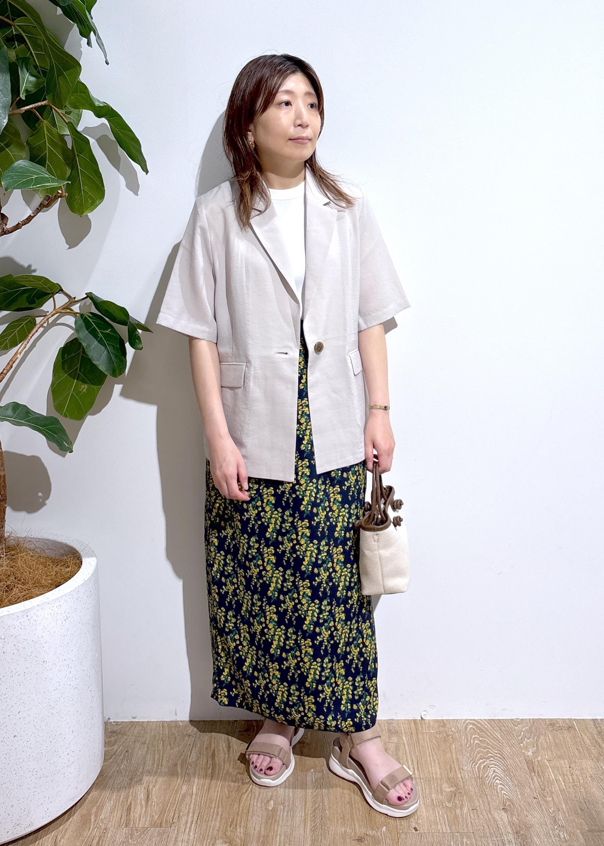 ROPE' PICNICの【接触冷感・吸水速乾・防シワ】エフォートレスリラックスハーフスリーブジャケットを使ったコーディネートを紹介します。｜Rakuten Fashion(楽天ファッション／旧楽天ブランドアベニュー)6197487