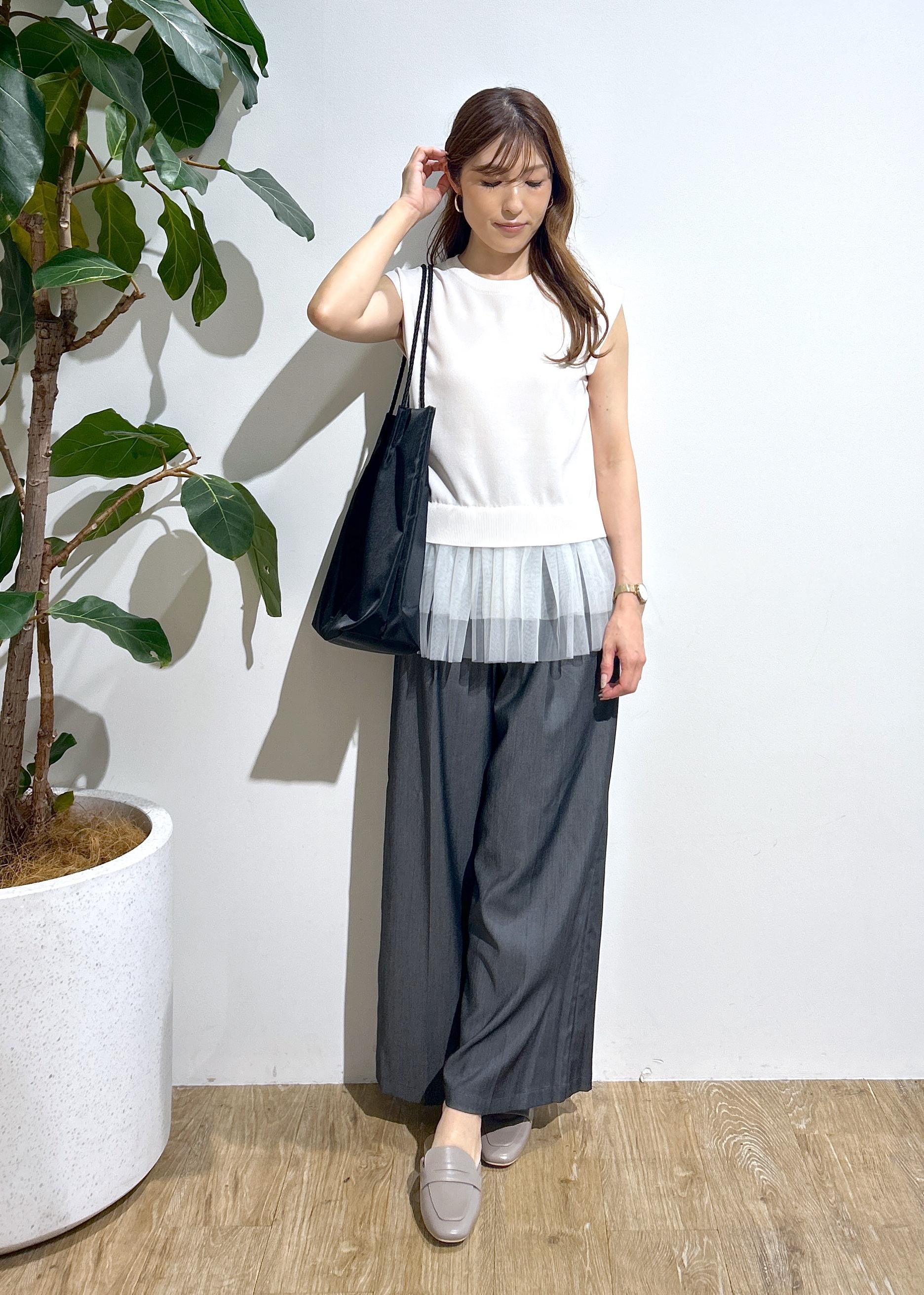 ROPE' PICNICのチュールドッキングプルオーバーを使ったコーディネートを紹介します。｜Rakuten Fashion(楽天ファッション／旧楽天ブランドアベニュー)6197488