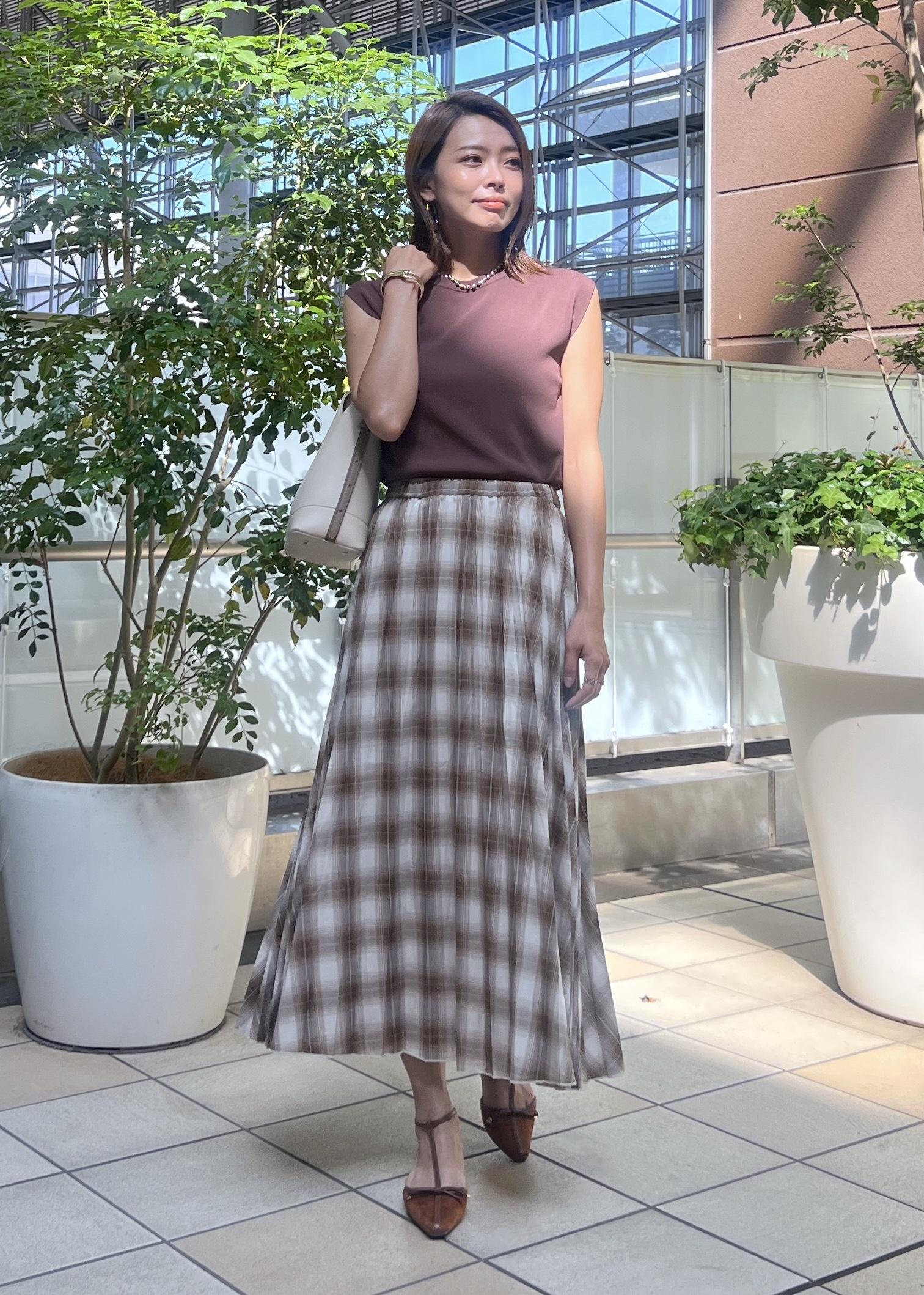 ROPE' PICNICの【UVカット・接触冷感・イージーケア】八方映えニット ゼロスリーブニットプルオーバーを使ったコーディネートを紹介します。｜Rakuten Fashion(楽天ファッション／旧楽天ブランドアベニュー)6197500