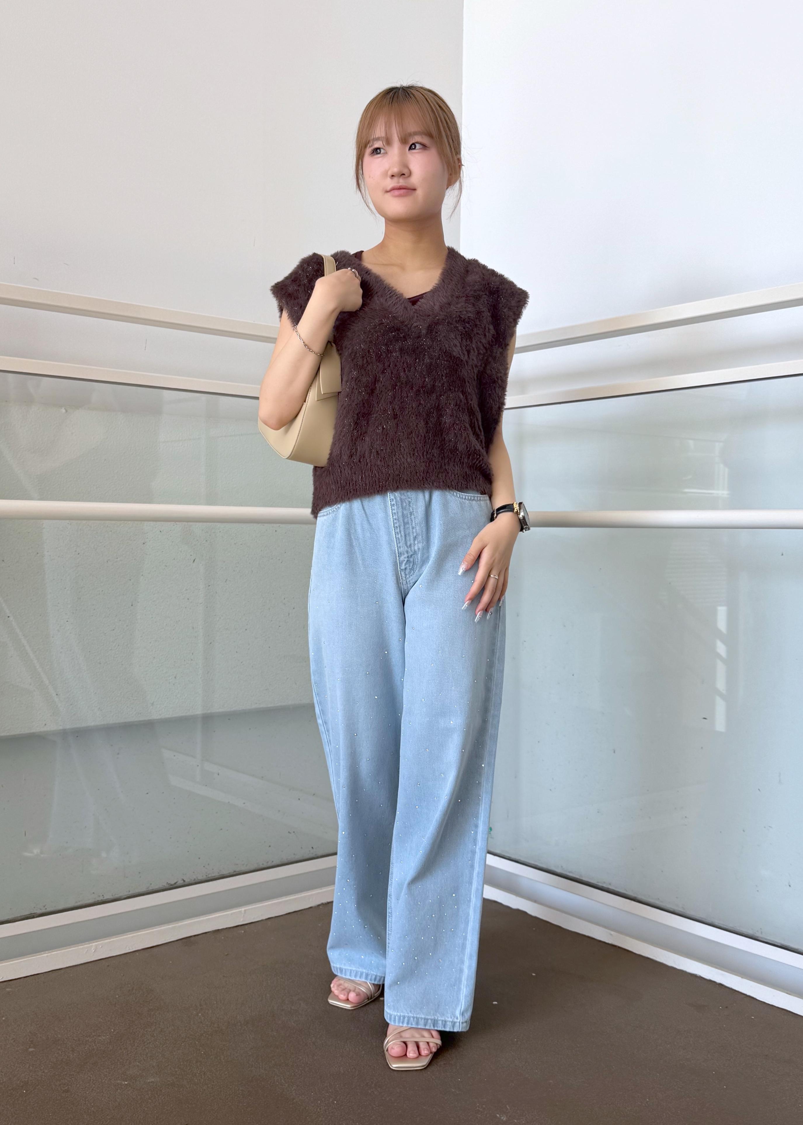 ROPE' PICNICのショートフェザーニットベストを使ったコーディネートを紹介します。｜Rakuten Fashion(楽天ファッション／旧楽天ブランドアベニュー)6197529