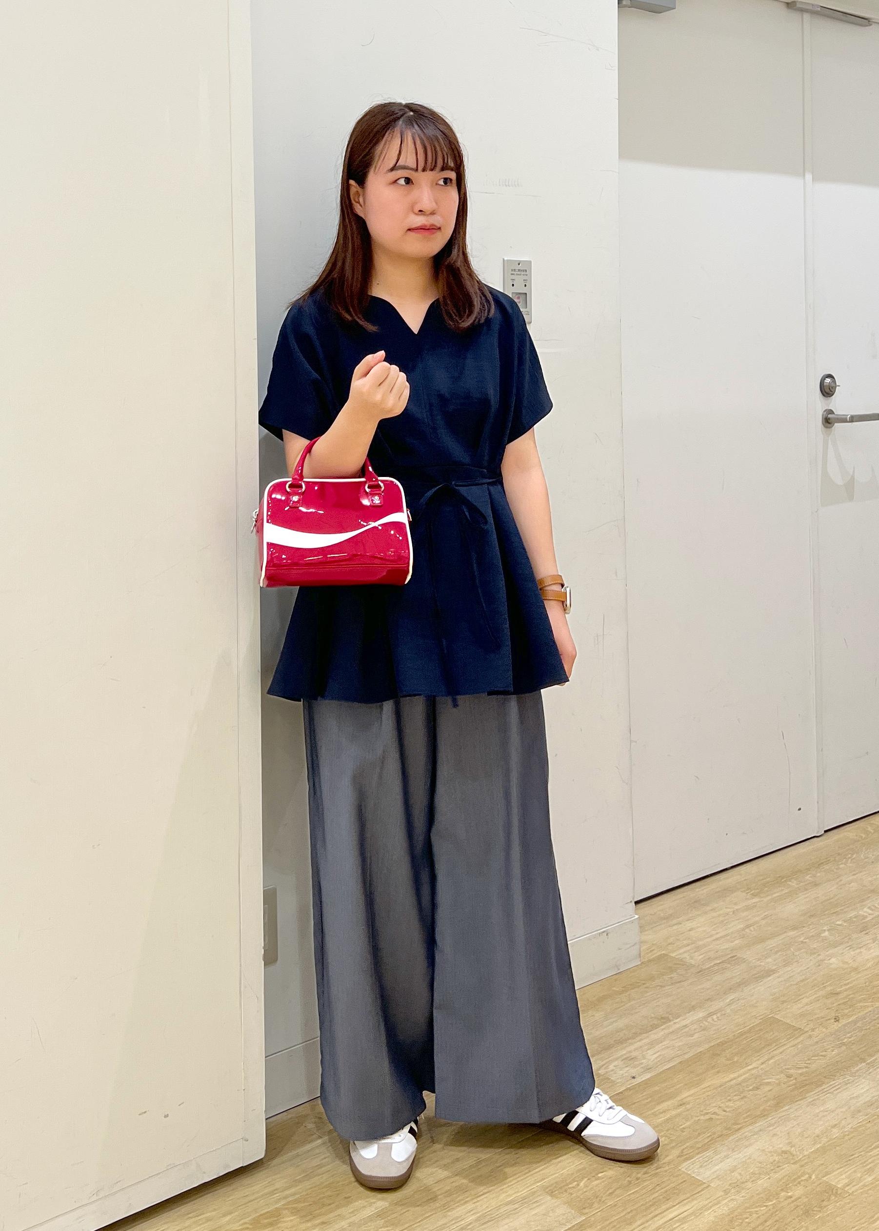 ROPE' PICNICの【接触冷感】ハートネックペプラムブラウスを使ったコーディネートを紹介します。｜Rakuten Fashion(楽天ファッション／旧楽天ブランドアベニュー)6197507