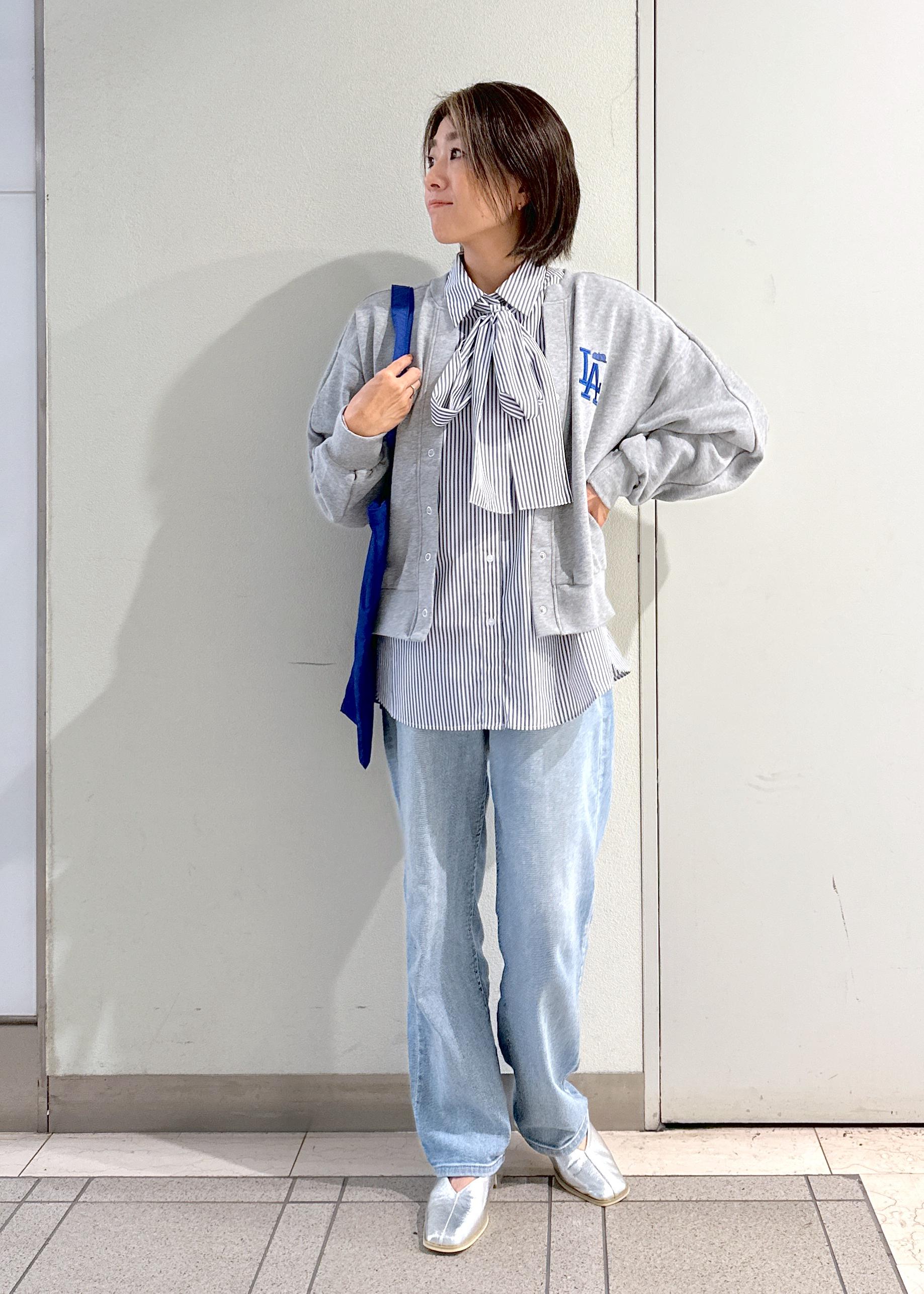 ROPE' PICNICの【防シワ】ボウタイ付きレギュラーシャツを使ったコーディネートを紹介します。｜Rakuten Fashion(楽天ファッション／旧楽天ブランドアベニュー)6197514