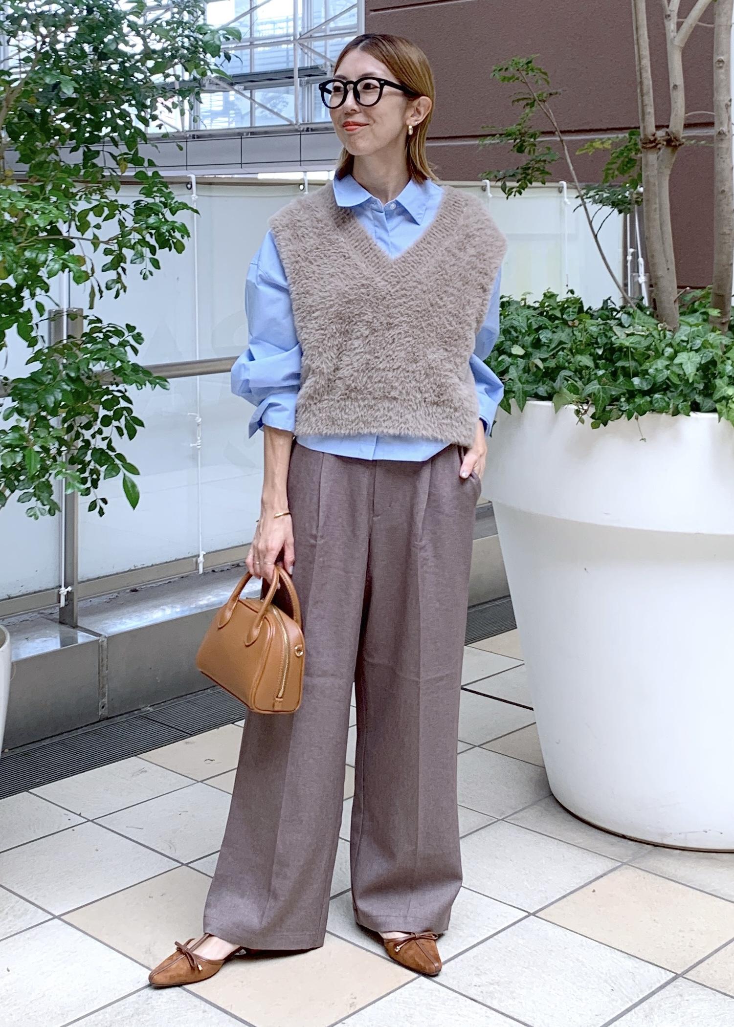 ROPE' PICNICのショートフェザーニットベストを使ったコーディネートを紹介します。｜Rakuten Fashion(楽天ファッション／旧楽天ブランドアベニュー)6197571