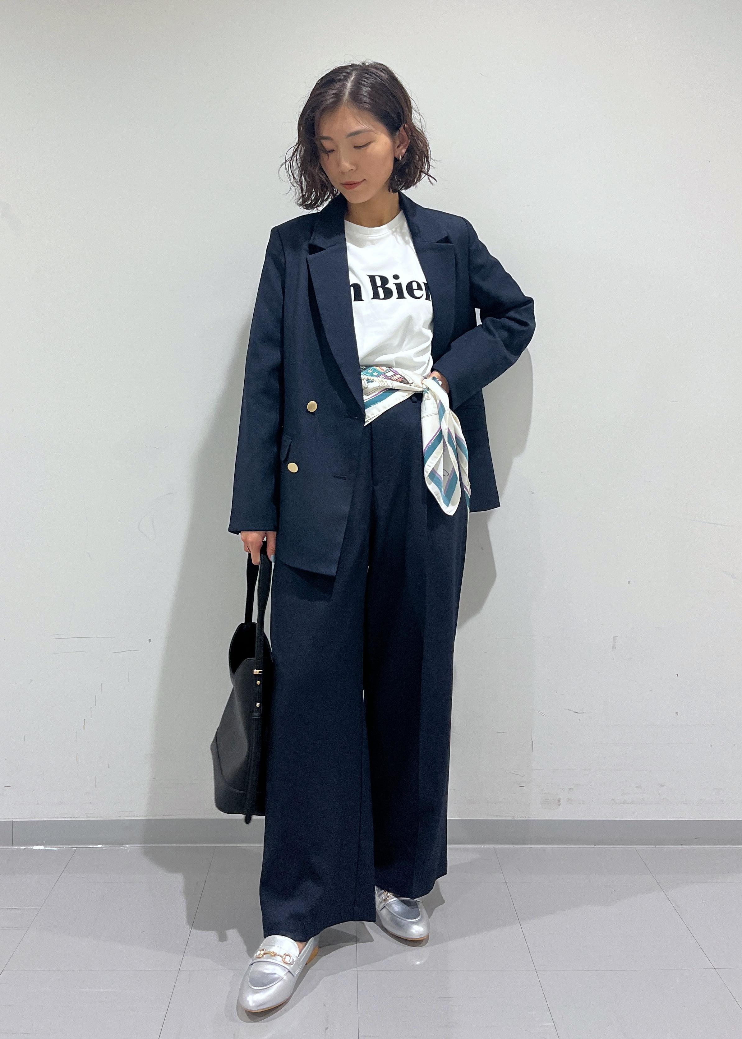 ROPE' PICNICの【WEB限定・ミドル丈】レディハンサムシリーズ ウールライク金ボタンジャケット(半裏地)/通勤対応を使ったコーディネートを紹介します。｜Rakuten Fashion(楽天ファッション／旧楽天ブランドアベニュー)6197640