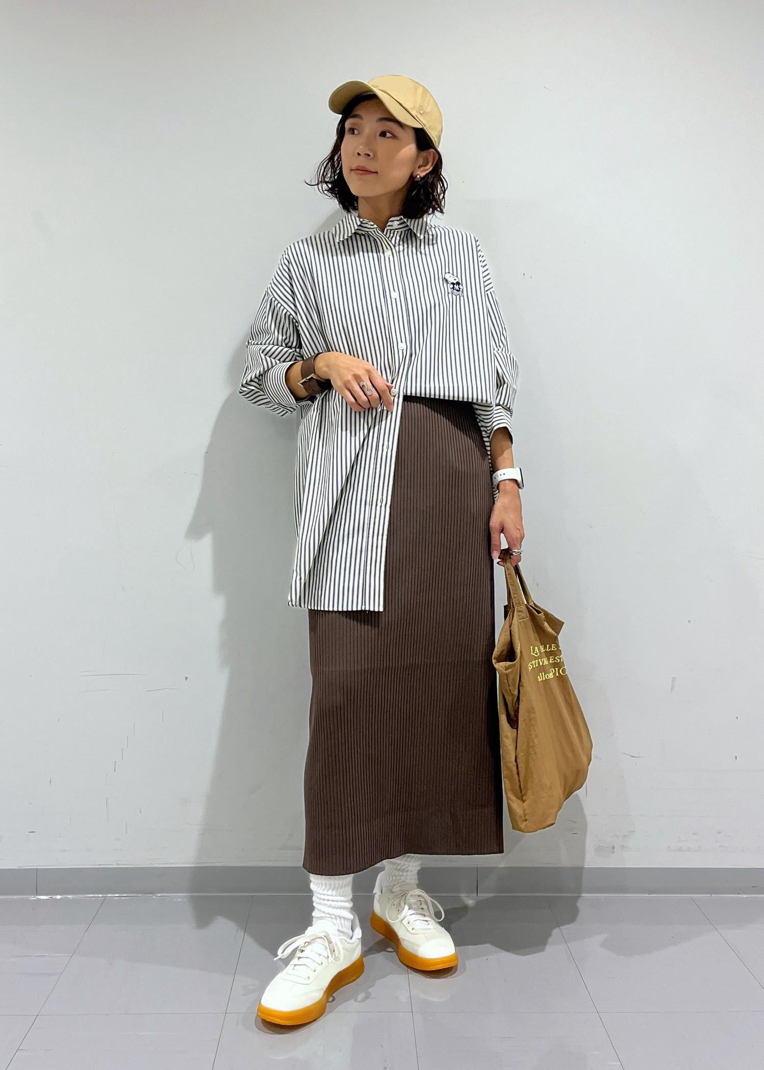 ROPE' PICNICの【PEANUTS*MLB COLLECTION by ROPE' PICNIC】オーバーサイズシャツを使ったコーディネートを紹介します。｜Rakuten Fashion(楽天ファッション／旧楽天ブランドアベニュー)6197716