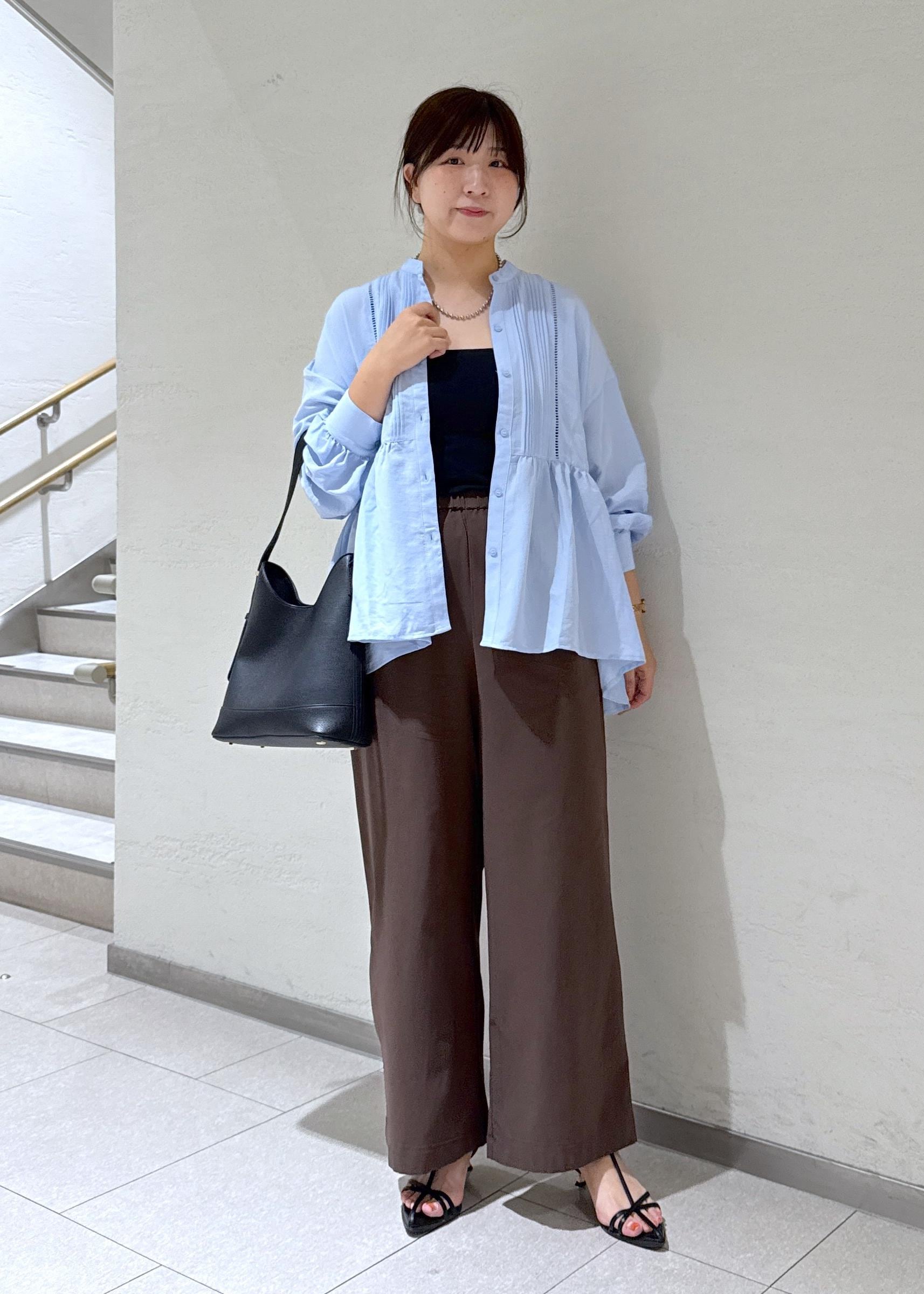 ROPE' PICNICの【UVケア・防シワ】羽織れるピンタックデザインペプラムシャツを使ったコーディネートを紹介します。｜Rakuten Fashion(楽天ファッション／旧楽天ブランドアベニュー)6197765