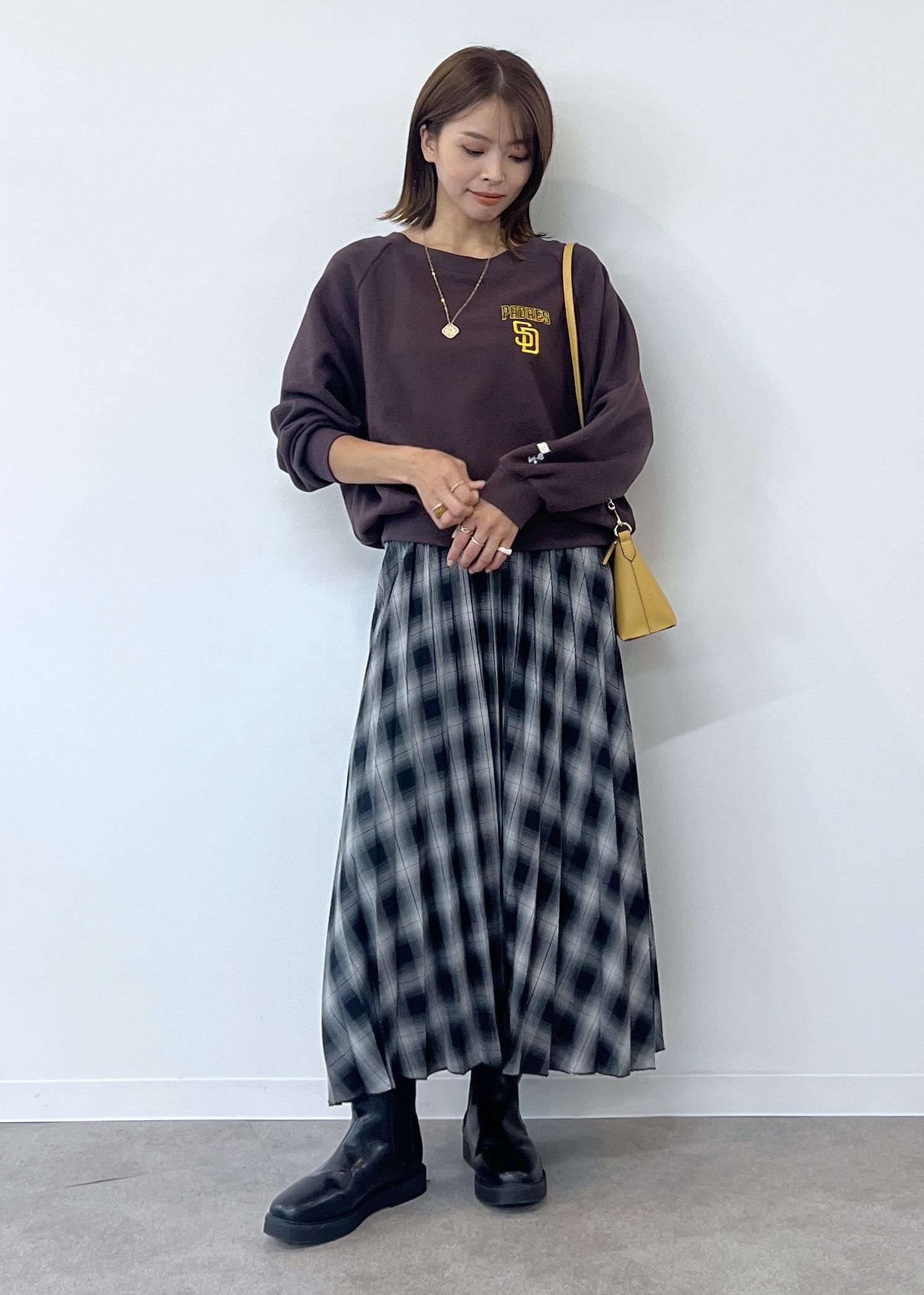 ROPE' PICNICの【PEANUTS*MLB COLLECTION by ROPE' PICNIC】オフショルスウェットを使ったコーディネートを紹介します。｜Rakuten Fashion(楽天ファッション／旧楽天ブランドアベニュー)6197733