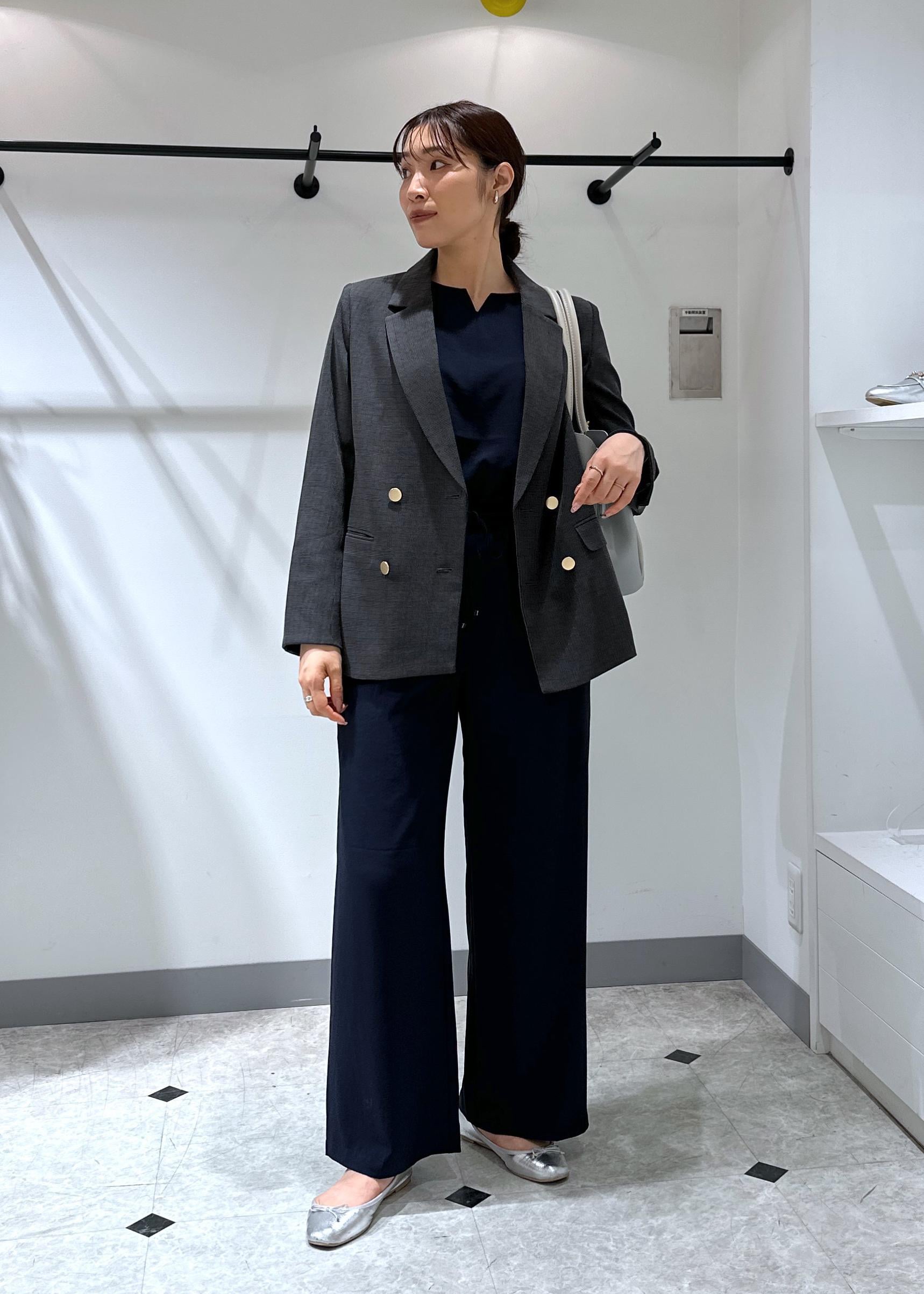 ROPE' PICNICの【WEB限定・ミドル丈】レディハンサムシリーズ ウールライク金ボタンジャケット(半裏地)/通勤対応を使ったコーディネートを紹介します。｜Rakuten Fashion(楽天ファッション／旧楽天ブランドアベニュー)6197759