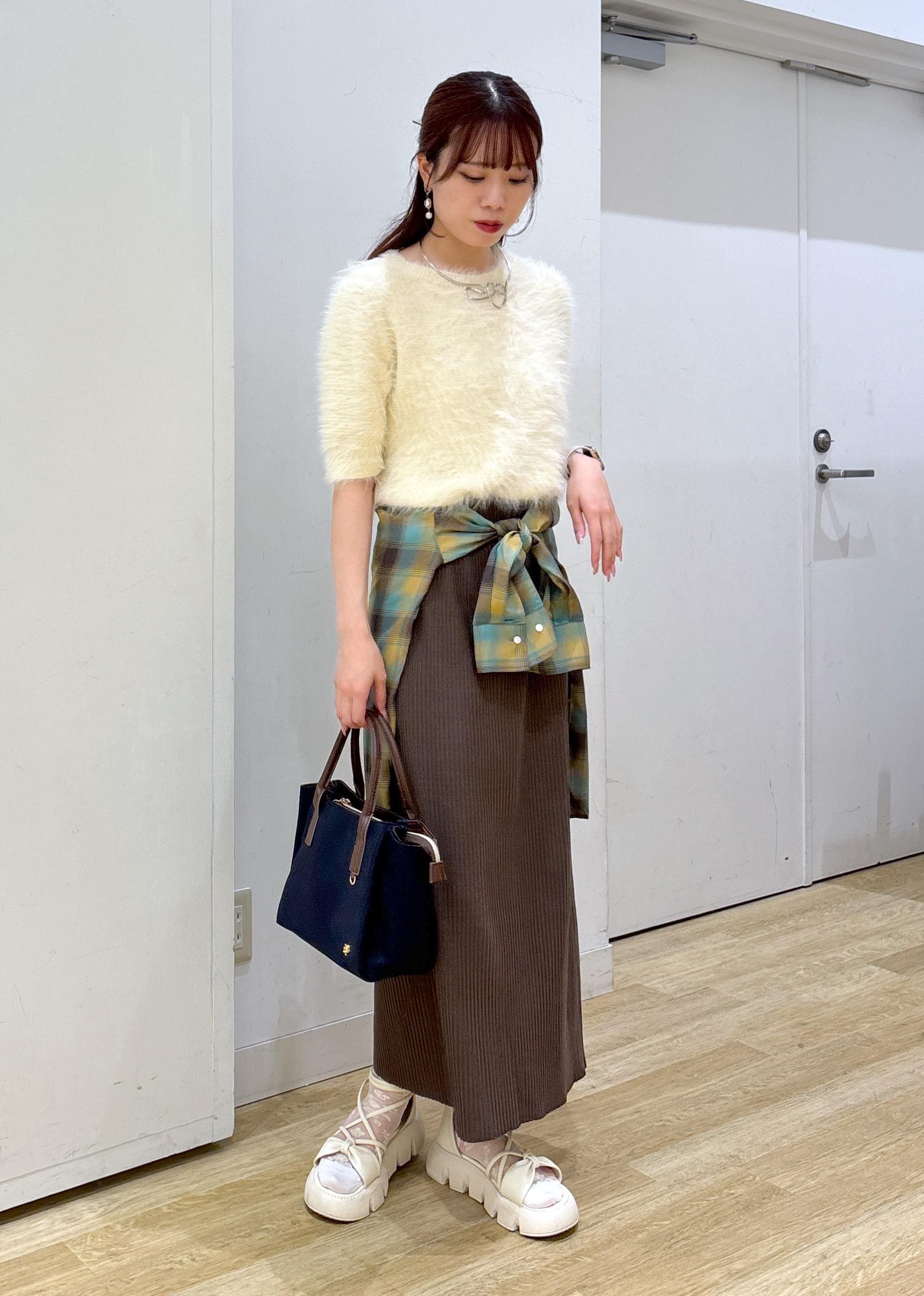 ROPE' PICNICのシャギーニットハーフスリーブプルオーバーを使ったコーディネートを紹介します。｜Rakuten Fashion(楽天ファッション／旧楽天ブランドアベニュー)6197794