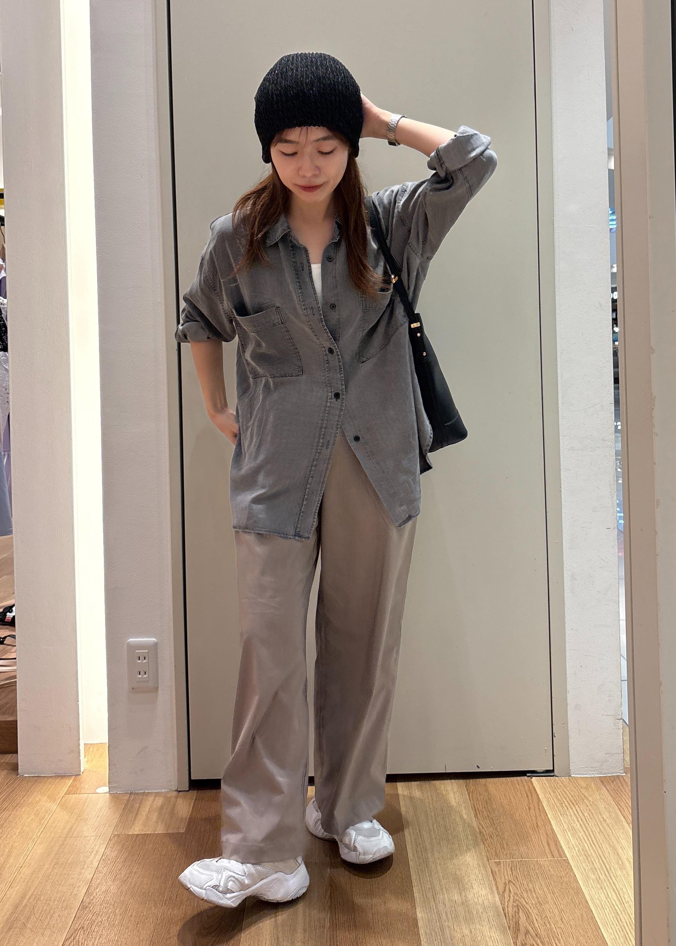 ROPE' PICNICのシャンブレーデニム調シャツを使ったコーディネートを紹介します。｜Rakuten Fashion(楽天ファッション／旧楽天ブランドアベニュー)6197818