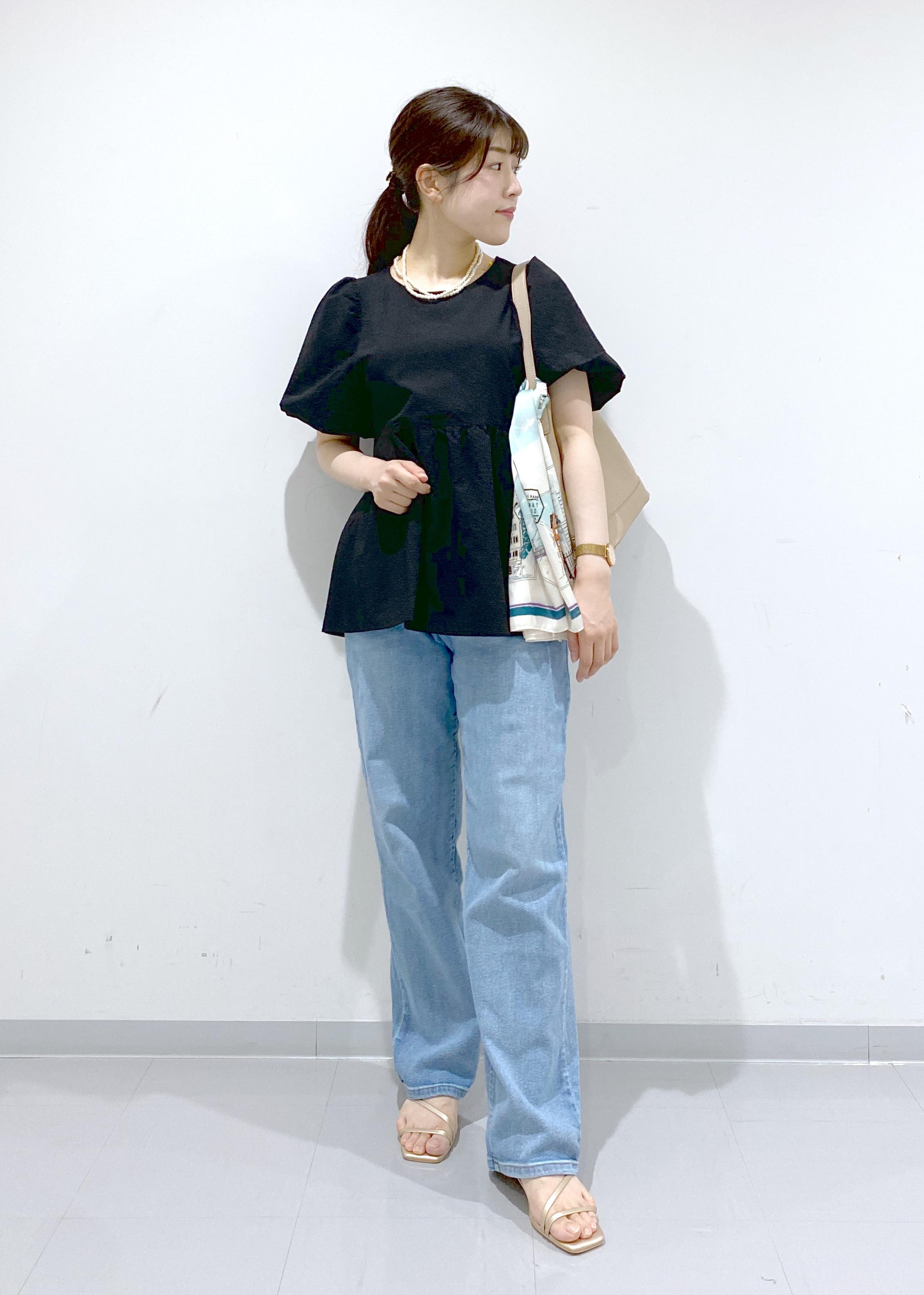 ROPE' PICNICのバルーンペプラムブラウスを使ったコーディネートを紹介します。｜Rakuten Fashion(楽天ファッション／旧楽天ブランドアベニュー)6197778