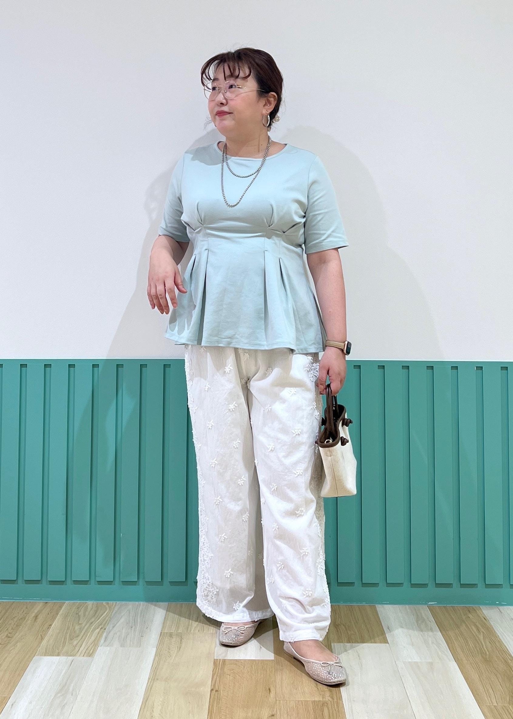 ROPE' PICNICの(接触冷感*UVカット)ウエストタックペプラムトップスを使ったコーディネートを紹介します。｜Rakuten Fashion(楽天ファッション／旧楽天ブランドアベニュー)6197783