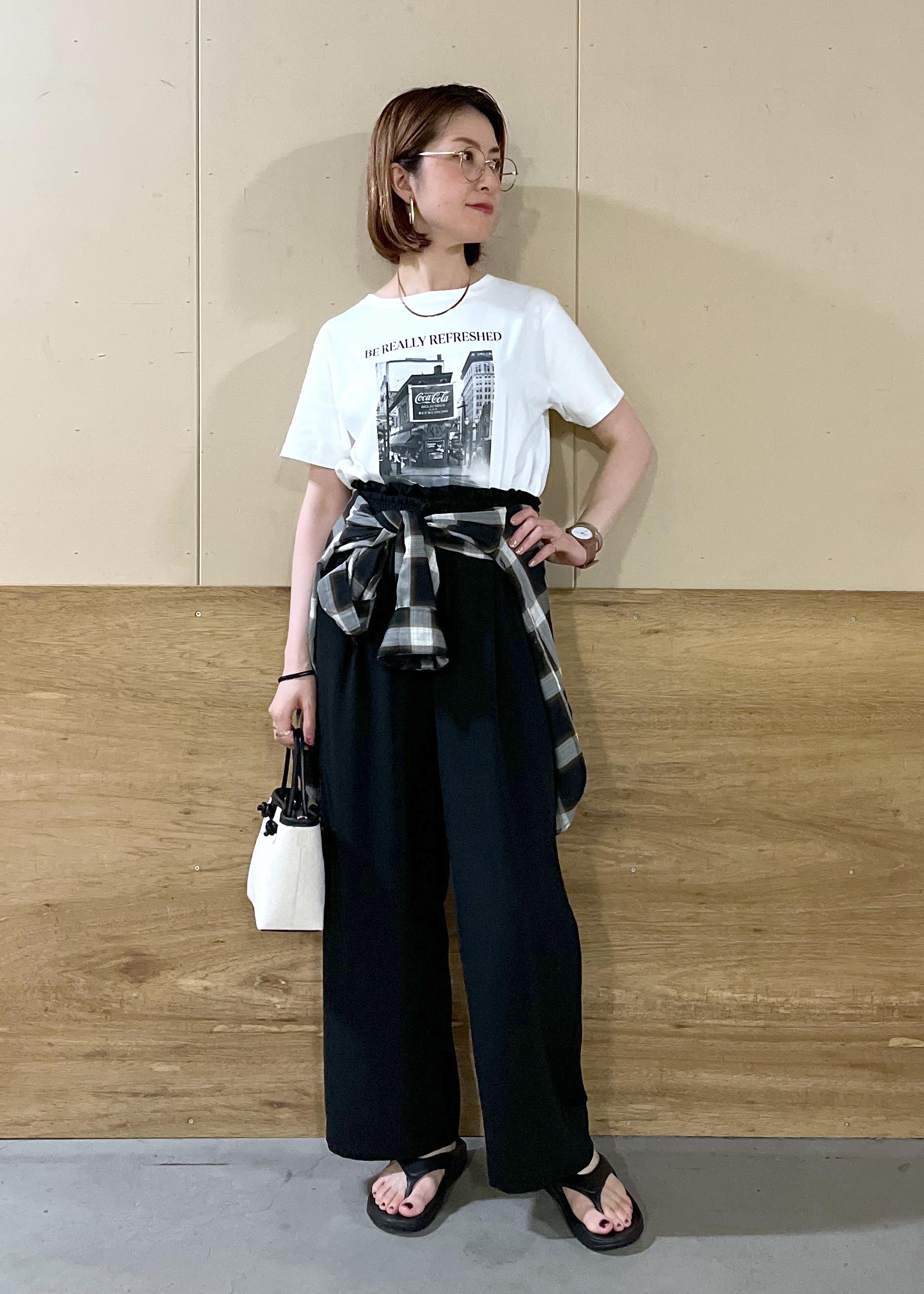 ROPE' PICNICの【Coca-Cola】【汗染み加工】アソートグラフィックTシャツを使ったコーディネートを紹介します。｜Rakuten Fashion(楽天ファッション／旧楽天ブランドアベニュー)6197851