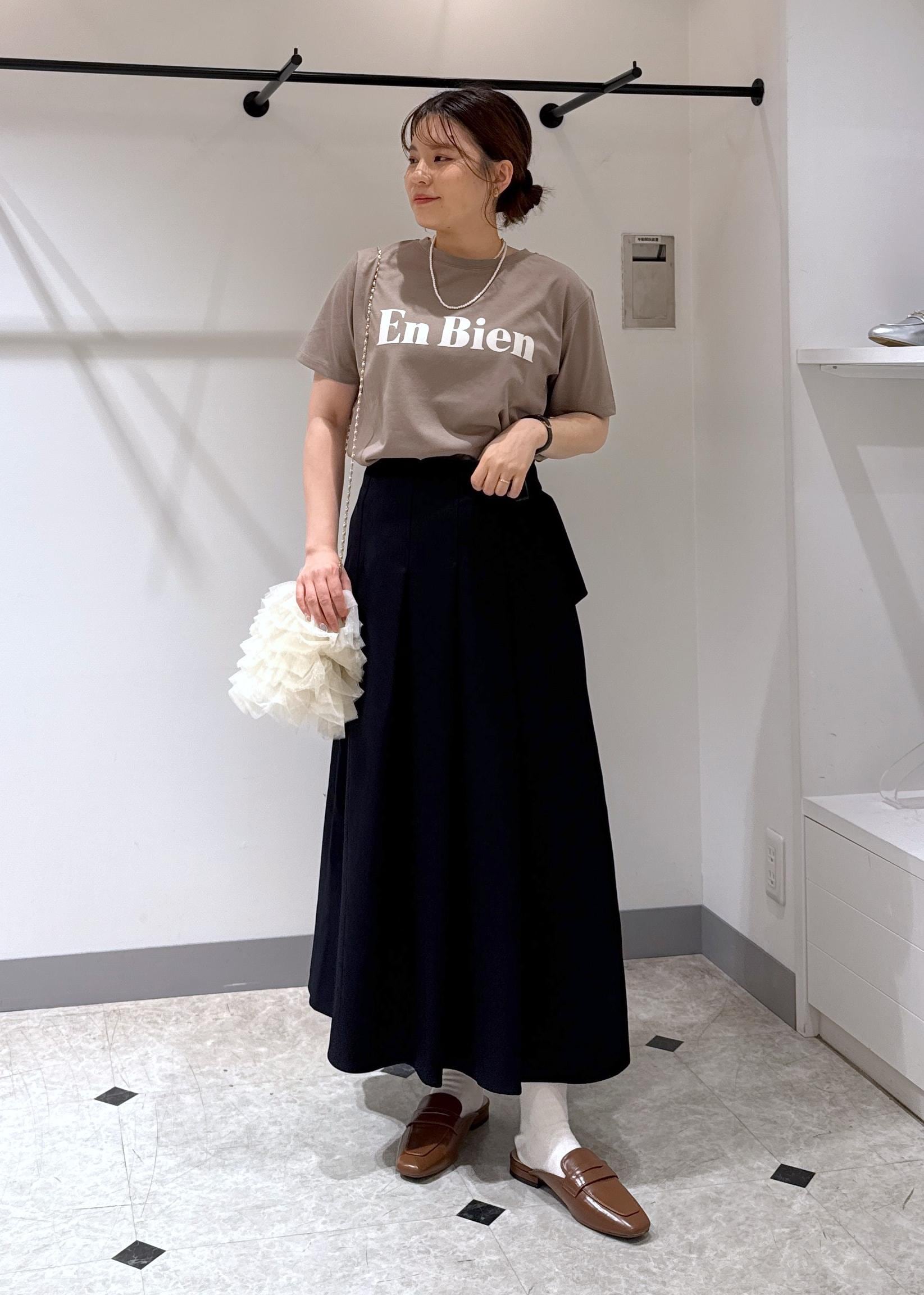 ROPE' PICNICの【UVカット・接触冷感・汗染み加工】フロッキーロゴTシャツを使ったコーディネートを紹介します。｜Rakuten Fashion(楽天ファッション／旧楽天ブランドアベニュー)6197854