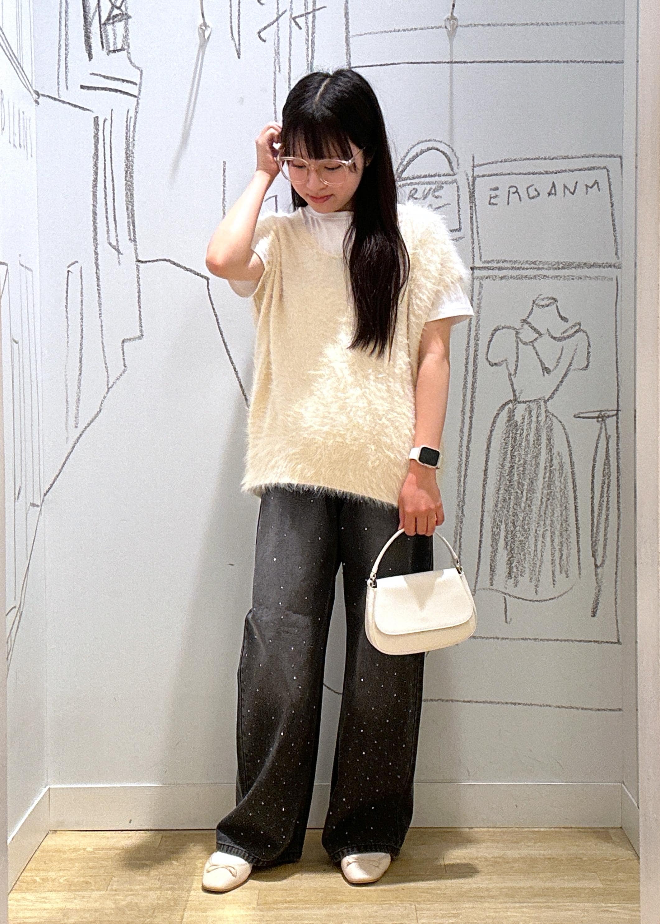 ROPE' PICNICのシャギーニットベストを使ったコーディネートを紹介します。｜Rakuten Fashion(楽天ファッション／旧楽天ブランドアベニュー)6197824