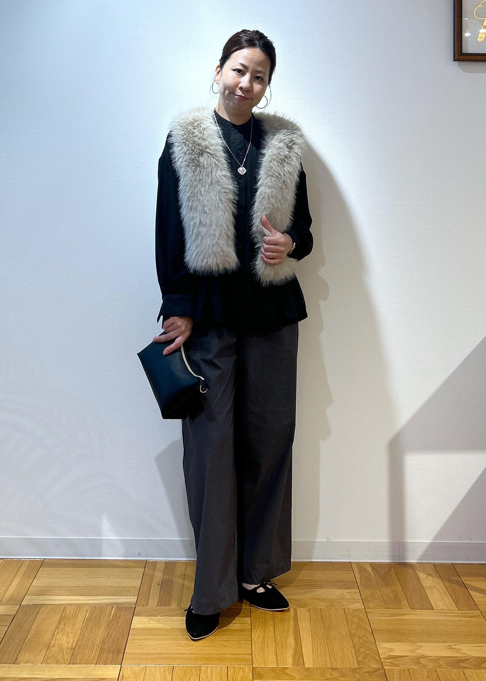 ROPE' PICNICの【UVケア・防シワ】羽織れるピンタックデザインペプラムシャツを使ったコーディネートを紹介します。｜Rakuten Fashion(楽天ファッション／旧楽天ブランドアベニュー)6210737