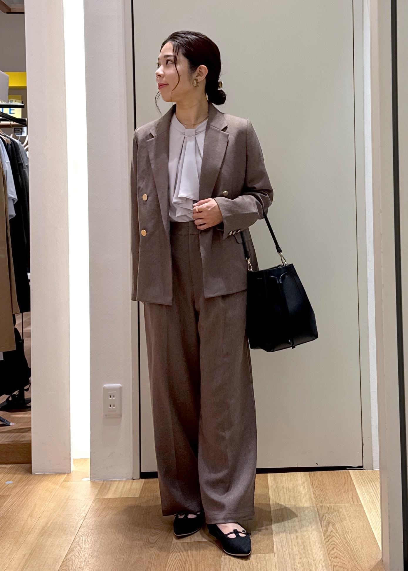 ROPE' PICNICのレディハンサムシリーズ ウールライク金ボタンジャケット(半裏地)/セットアップ・通勤対応を使ったコーディネートを紹介します。｜Rakuten Fashion(楽天ファッション／旧楽天ブランドアベニュー)6210792