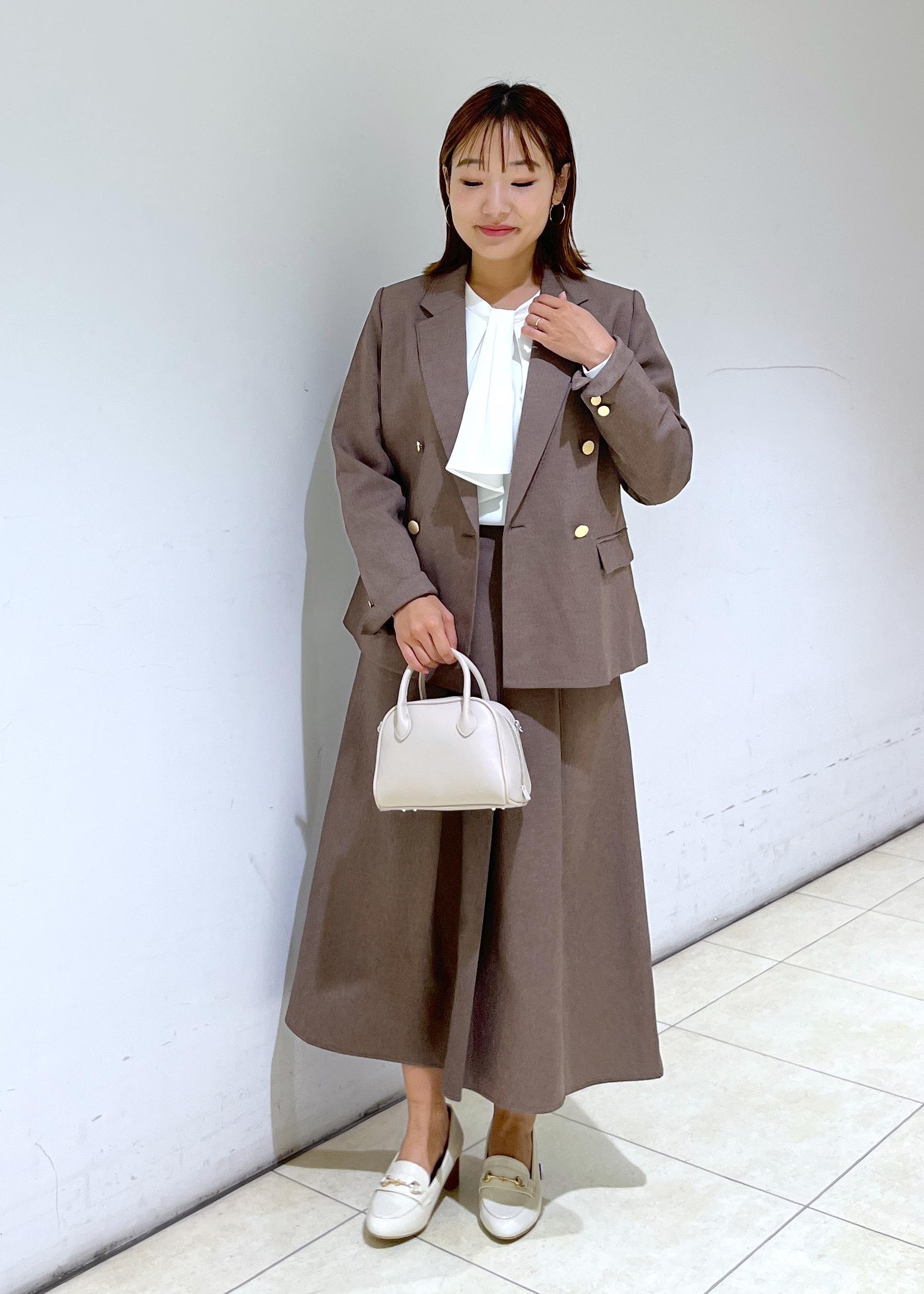 ROPE' PICNICのレディハンサムシリーズ ウールライク金ボタンジャケット(半裏地)/セットアップ・通勤対応を使ったコーディネートを紹介します。｜Rakuten Fashion(楽天ファッション／旧楽天ブランドアベニュー)6210723