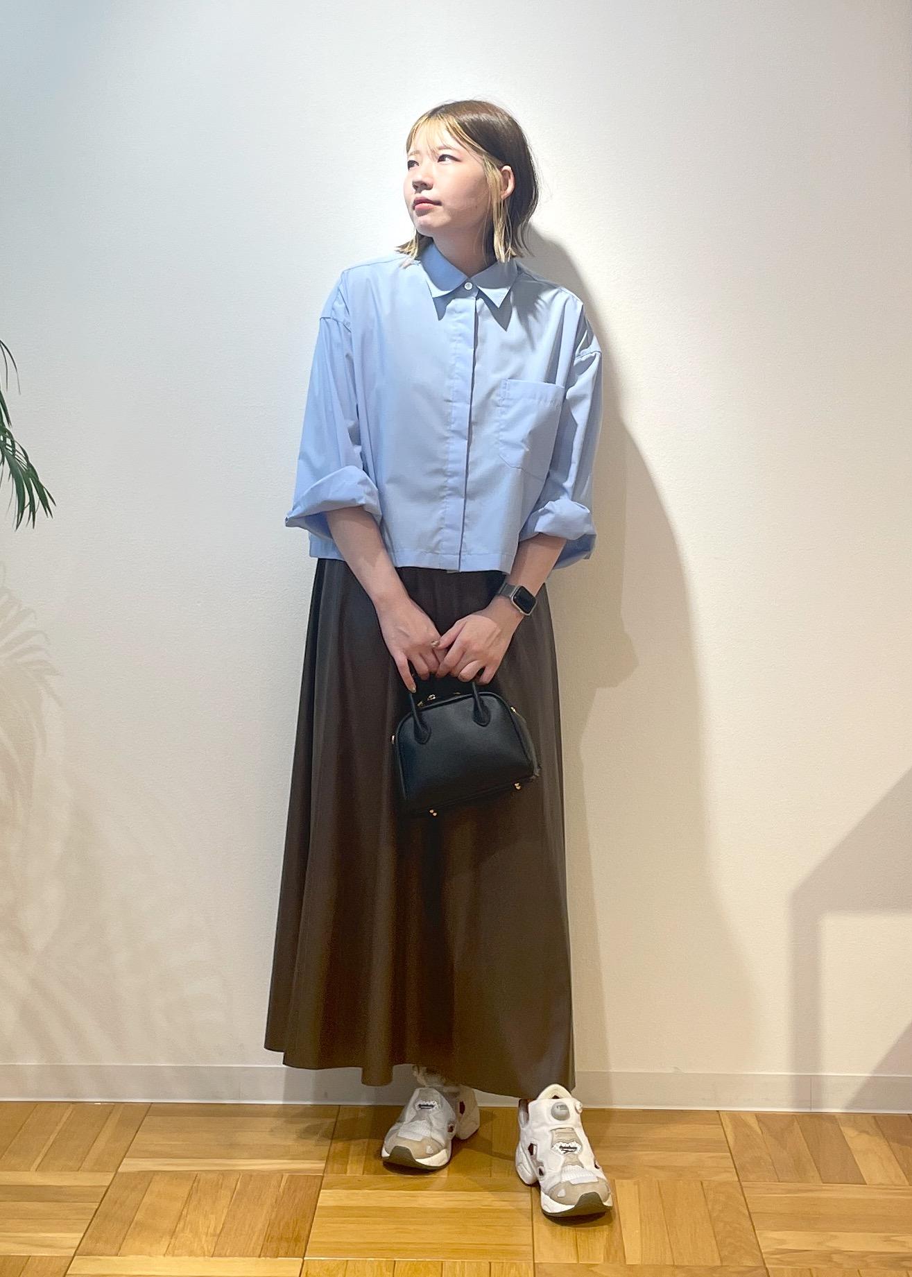 ROPE' PICNICのベーシッククロップドシャツ/イージーケアを使ったコーディネートを紹介します。｜Rakuten Fashion(楽天ファッション／旧楽天ブランドアベニュー)6210982