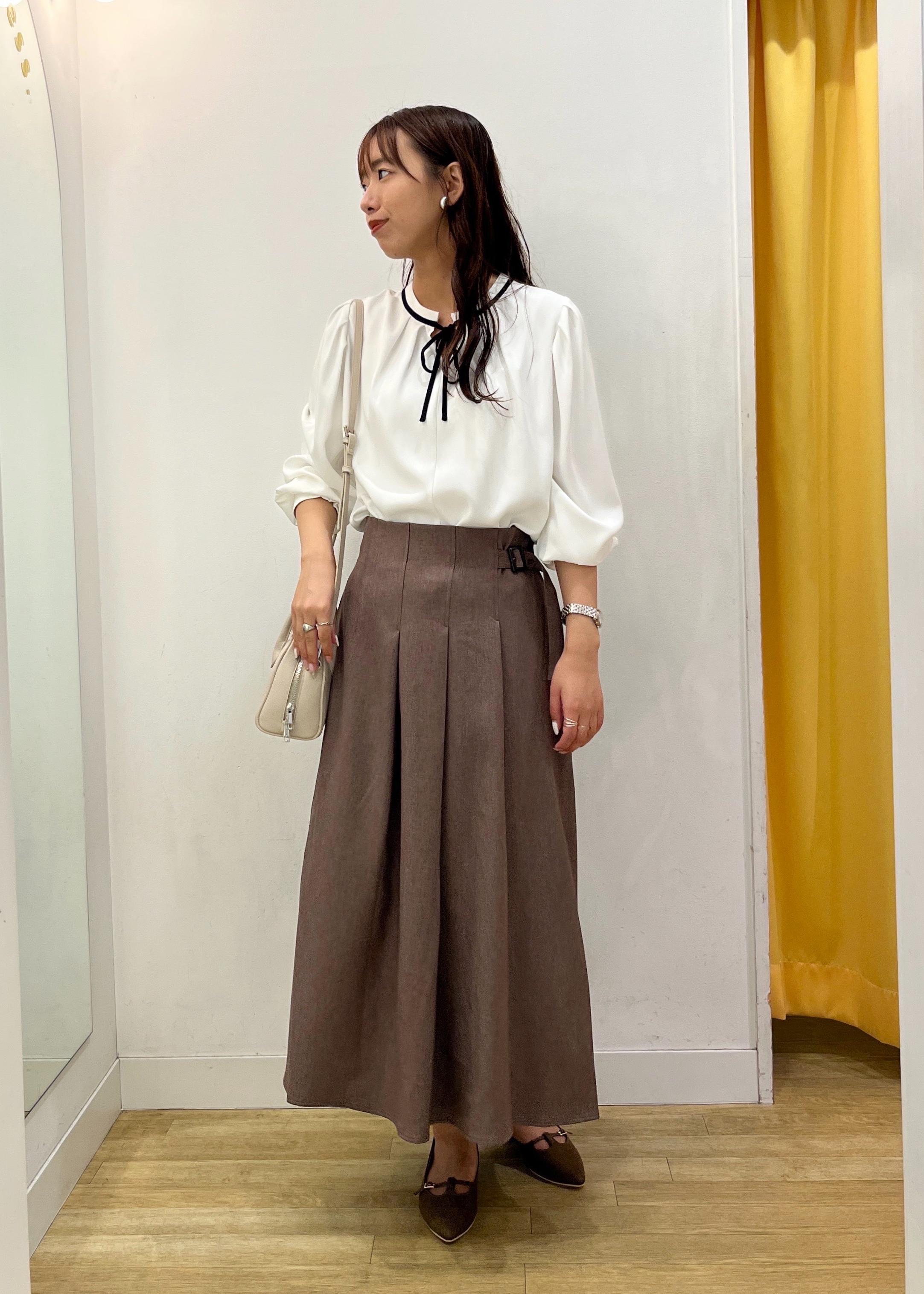 ROPE' PICNICの【前後2WAY】【WEB限定カラー】配色リボンブラウス/通勤対応を使ったコーディネートを紹介します。｜Rakuten Fashion(楽天ファッション／旧楽天ブランドアベニュー)6210986