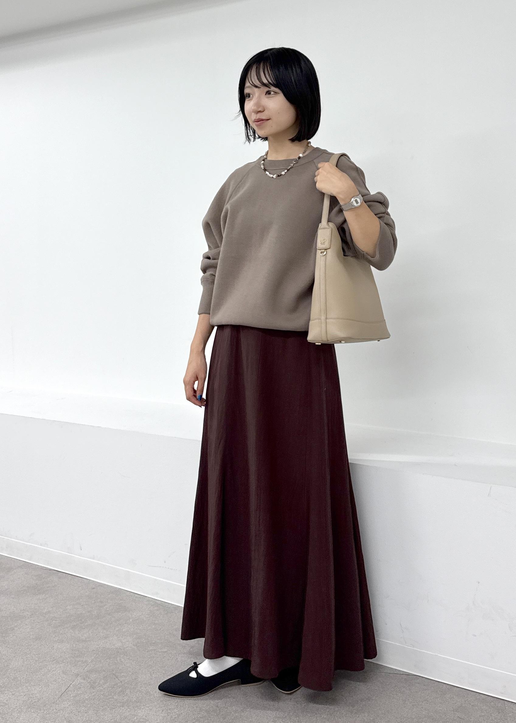 ROPE' PICNICのスウェットライクニットプルオーバーを使ったコーディネートを紹介します。｜Rakuten Fashion(楽天ファッション／旧楽天ブランドアベニュー)6211008