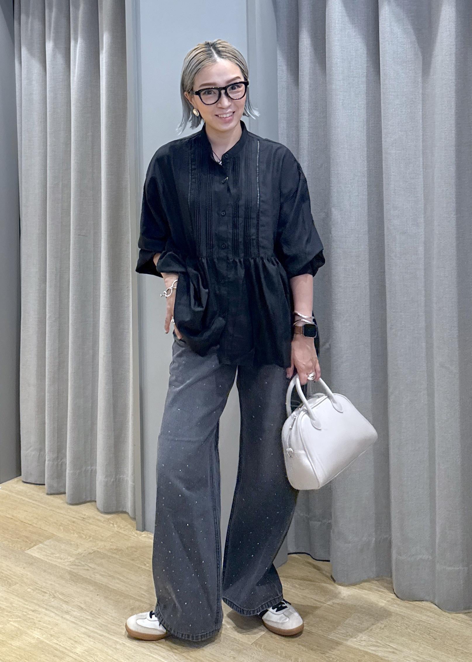 ROPE' PICNICの【UVケア・防シワ】羽織れるピンタックデザインペプラムシャツを使ったコーディネートを紹介します。｜Rakuten Fashion(楽天ファッション／旧楽天ブランドアベニュー)6211012