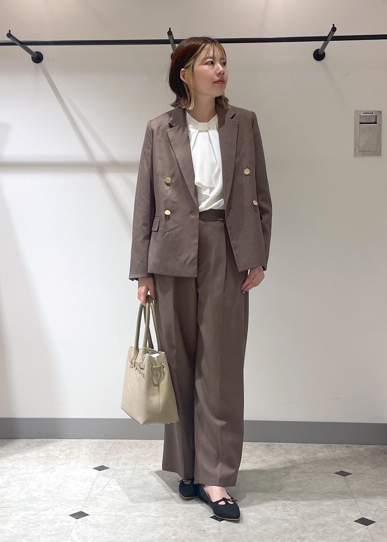 ROPE' PICNICのメタルパーツフロントフリルタイブラウス/通勤対応を使ったコーディネートを紹介します。｜Rakuten Fashion(楽天ファッション／旧楽天ブランドアベニュー)6280144